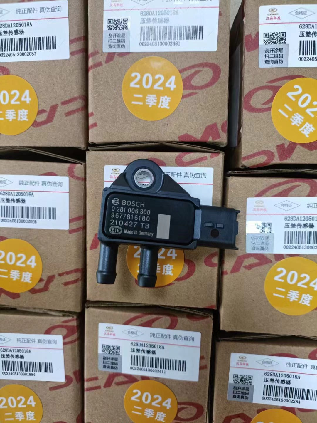 0281006300 628DA1205018A Differential Pressure Sensor OEM