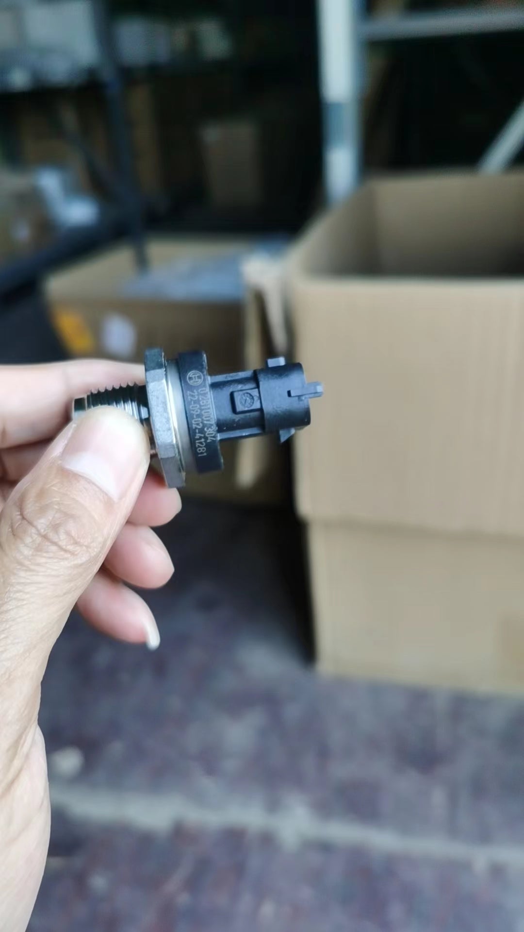 0281007304 51.27421.0366 51.27421.0355 Rail pressure sensor OEM