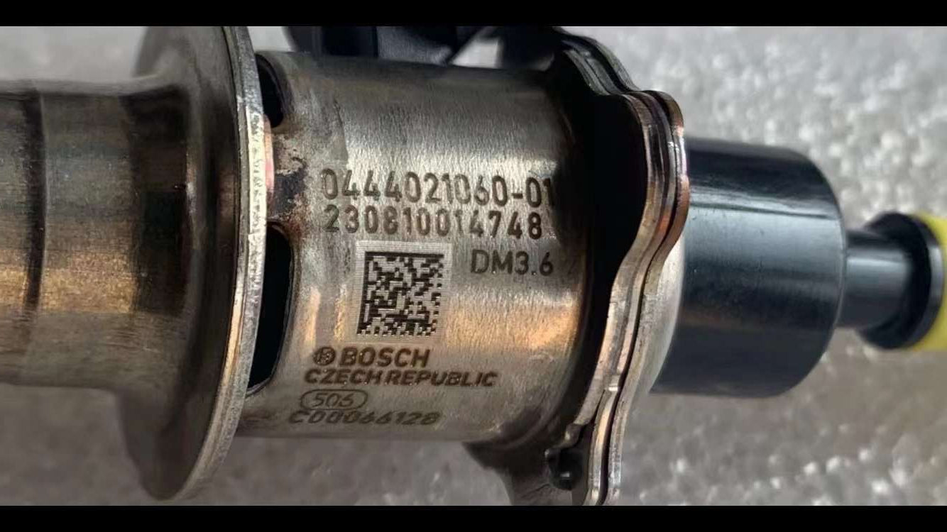 0444021060 C00066128 Urea metering nozzle OEM