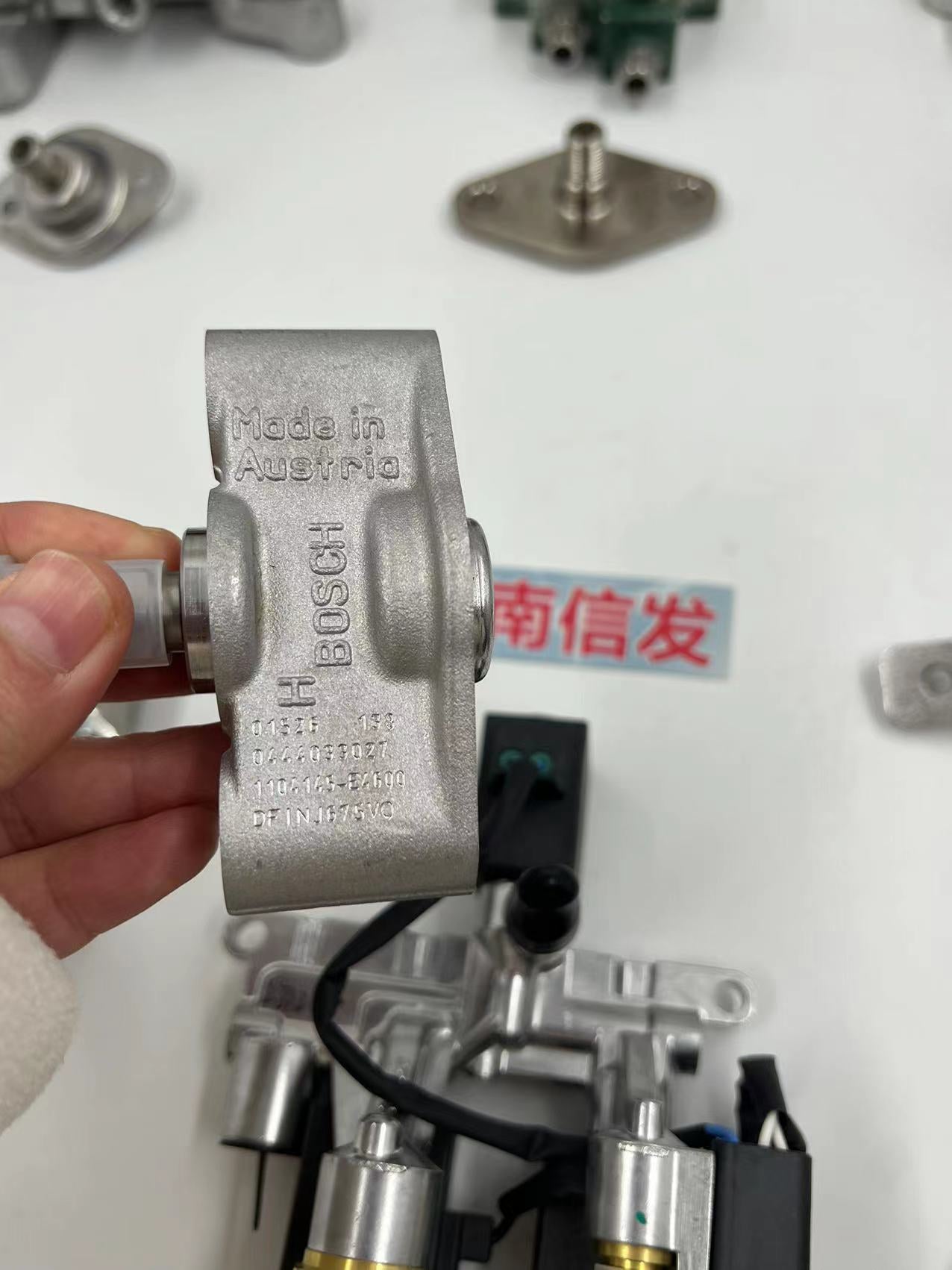 1104145-E4600 0444033027 Carbon hydrogen nozzle OEM
