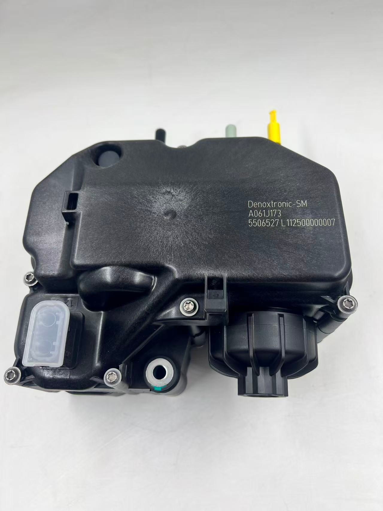 L112500000007 5506527 A061J173 0444042233 urea metering pump