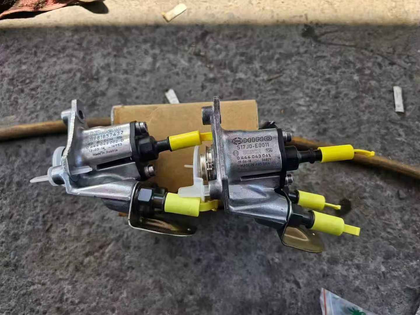 S17J0-E0011 0444043061 Urea metering nozzle OEM
