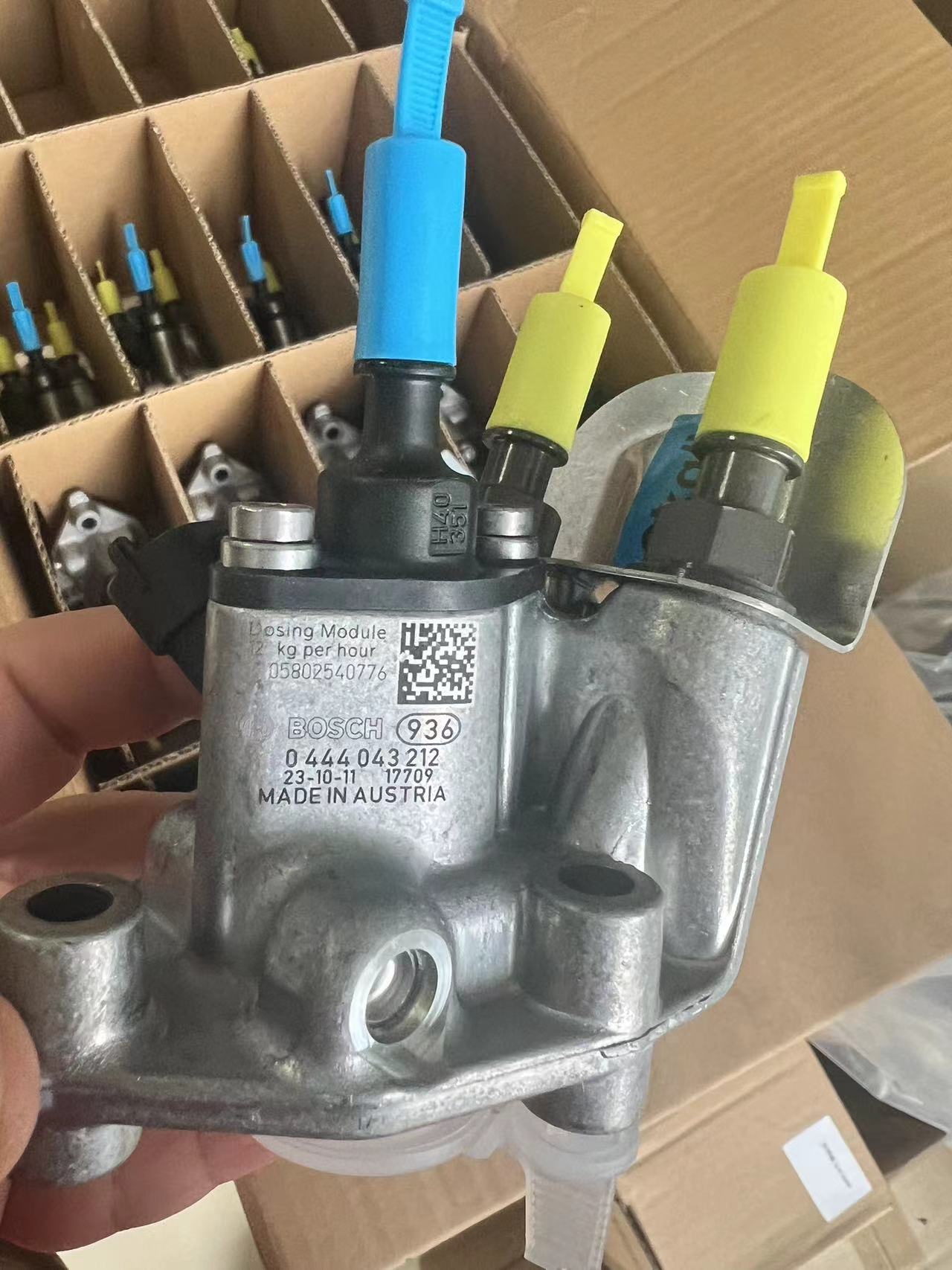 D5802540776 04440432121 Urea metering nozzle OEM