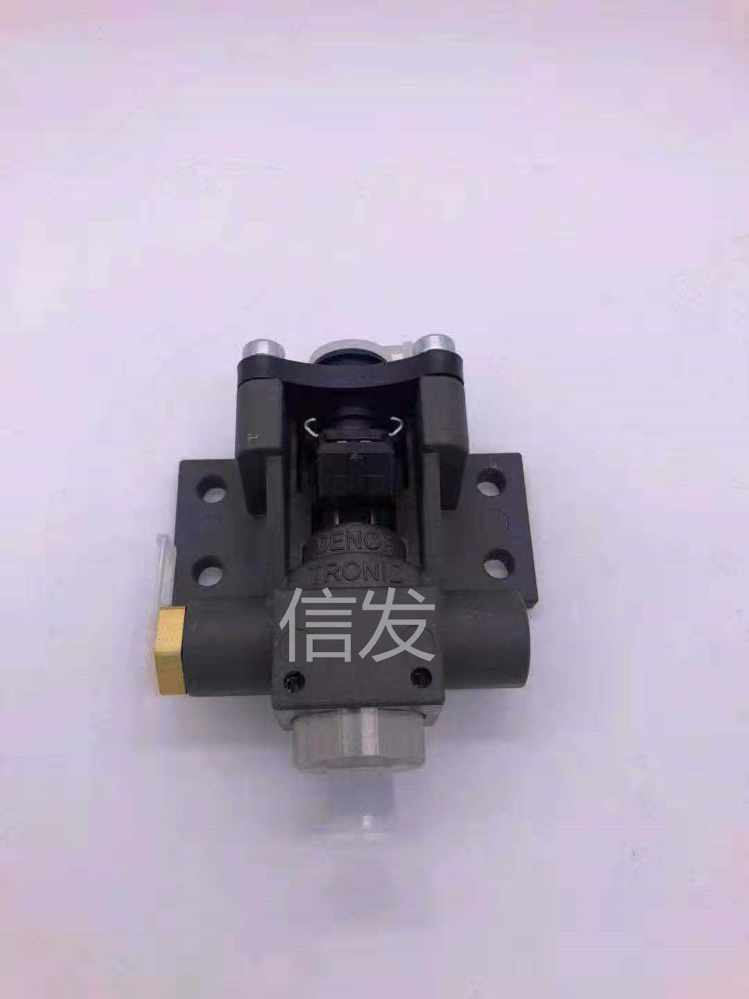 0444044016 0444044023 Urea nozzle assembly OEM