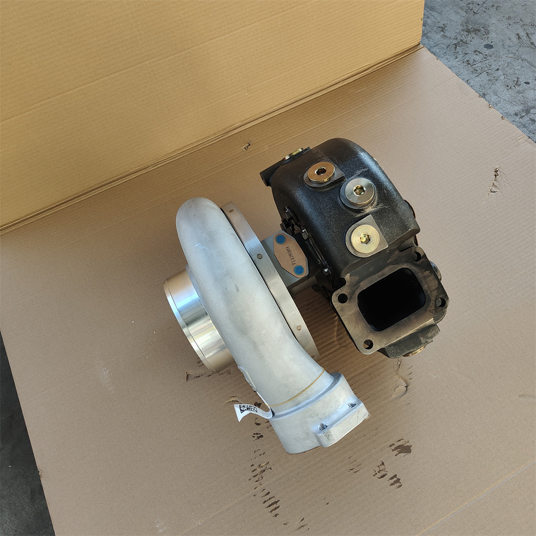1000450104 Baudouin  Engine turbocharger  OEM