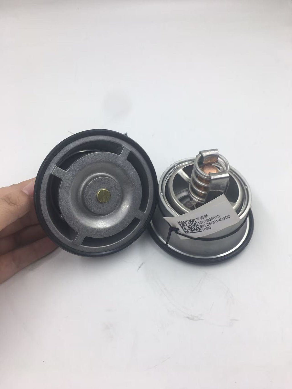 1001996818 Baudouin Engine Thermostat OEM