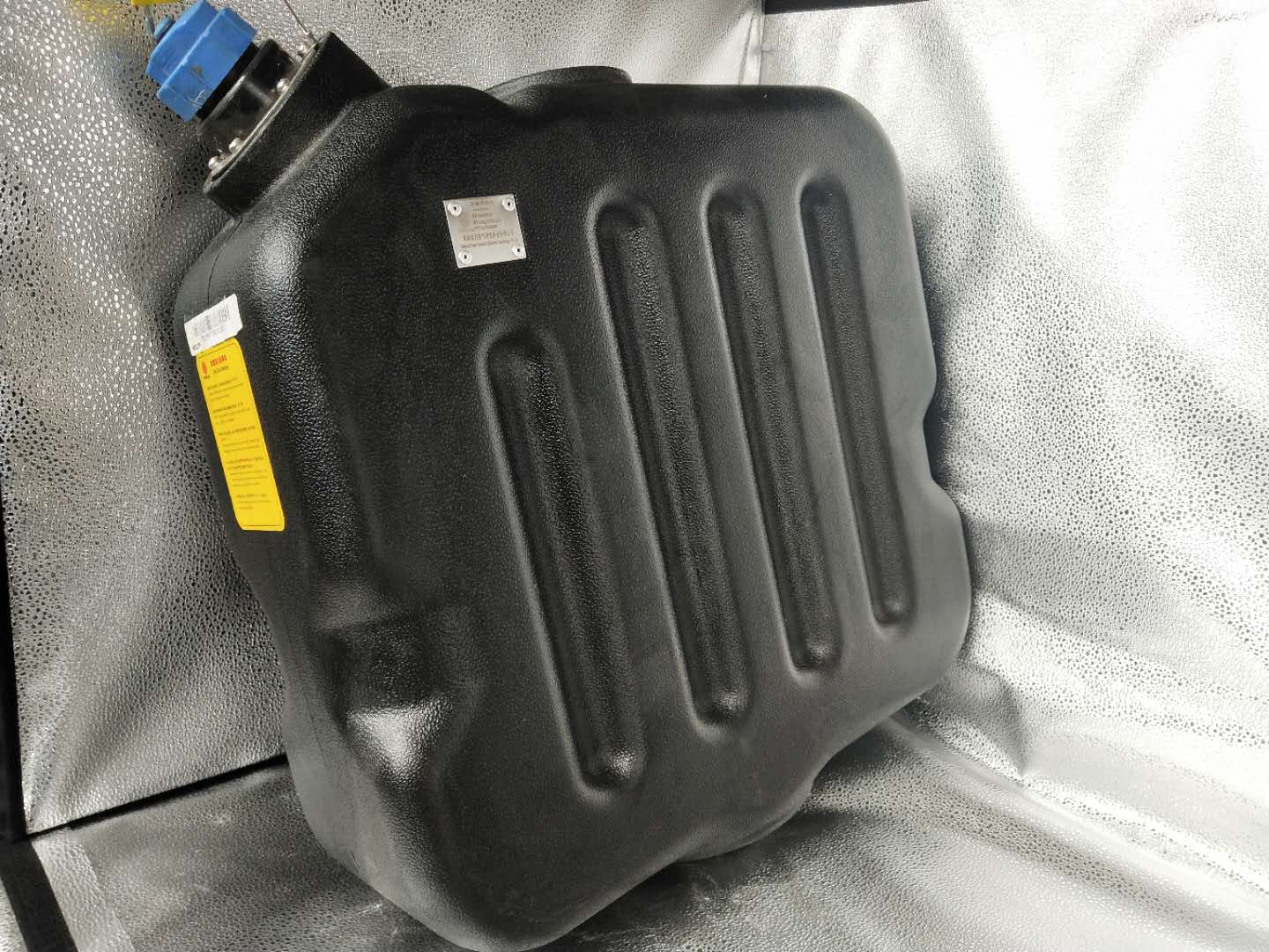 1002825864 40L Urea Tank OEM