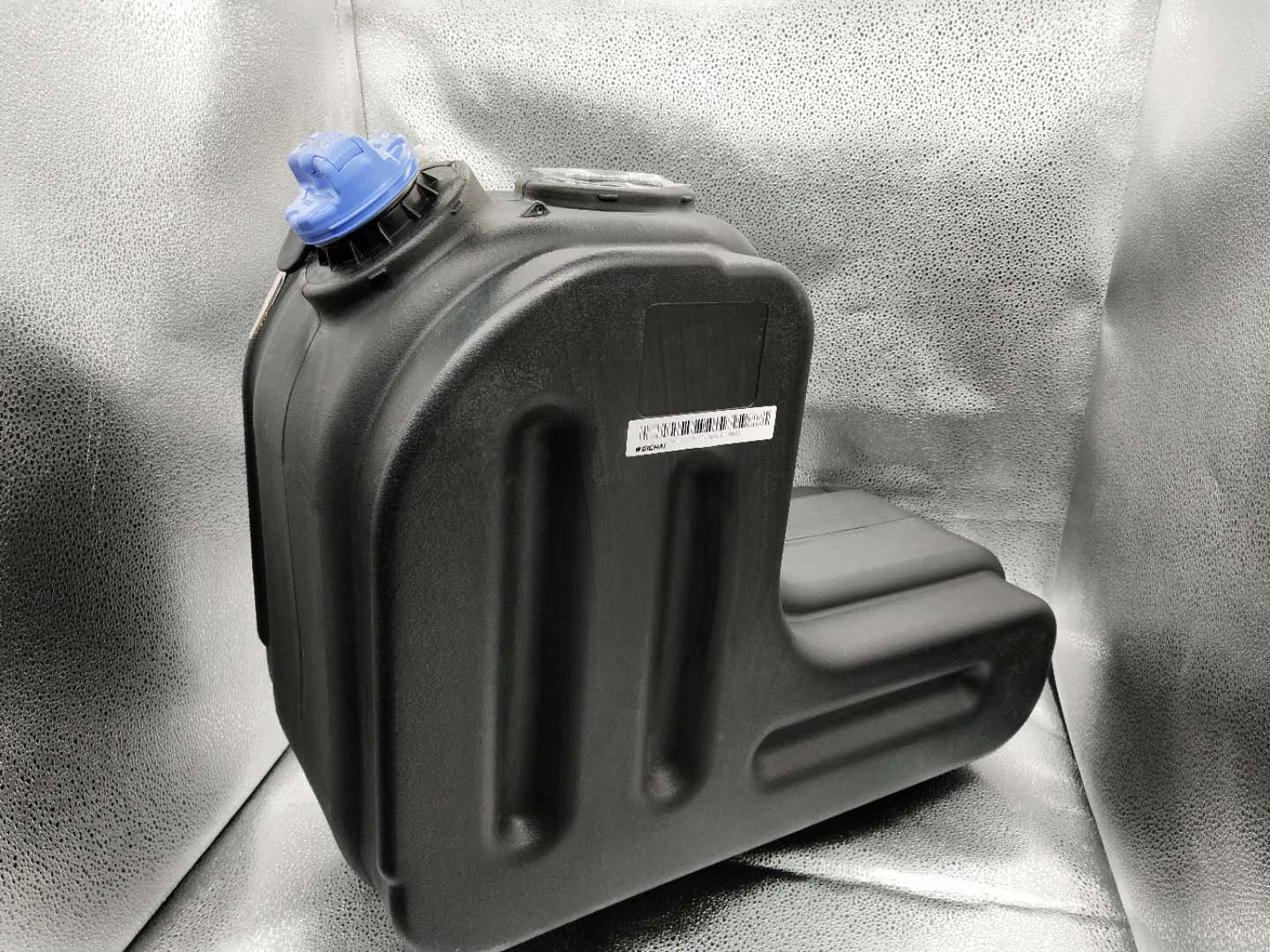 1003124925 35L OEM Urea Tank