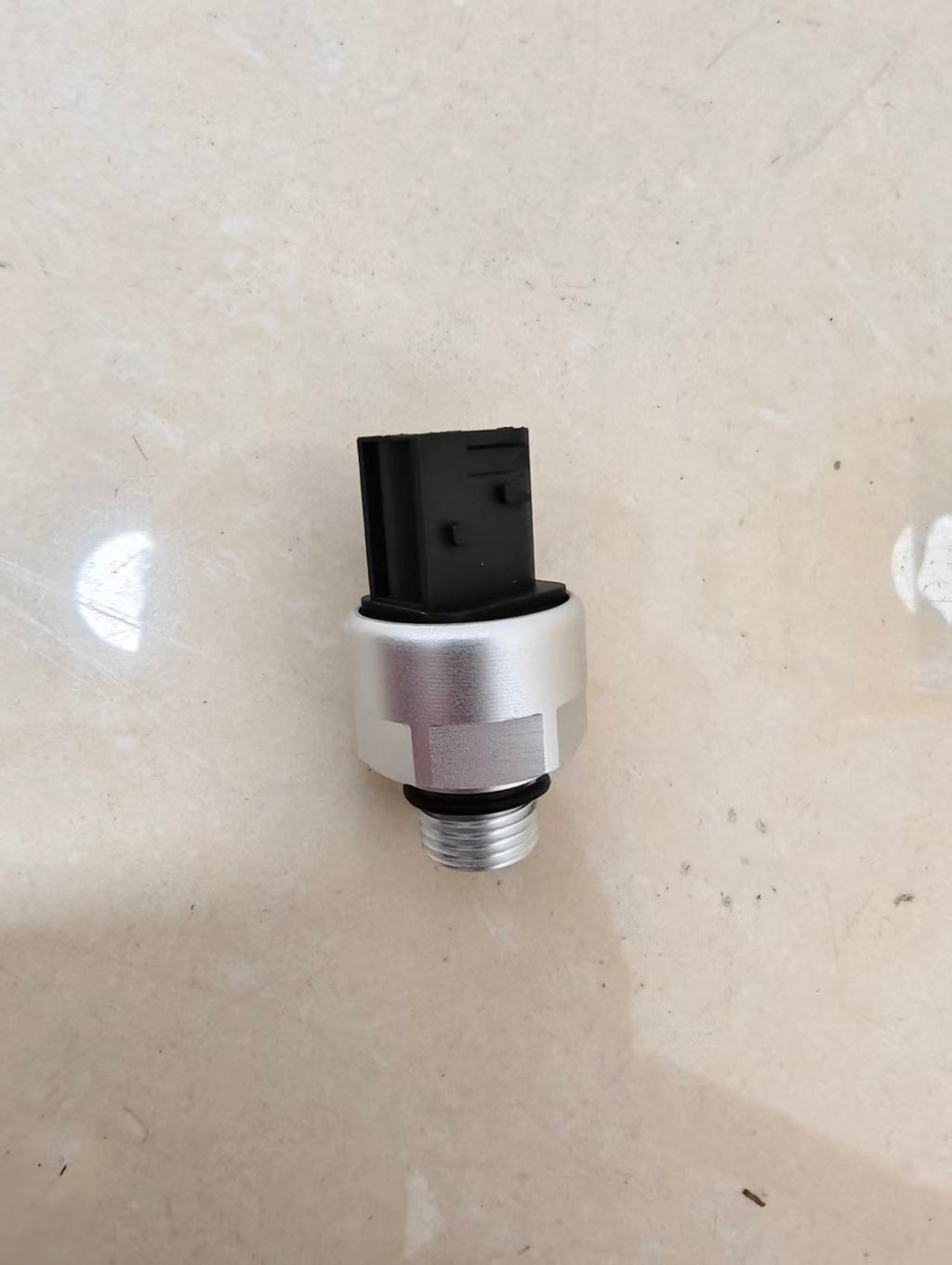 1889798 air pressure sensor OEM