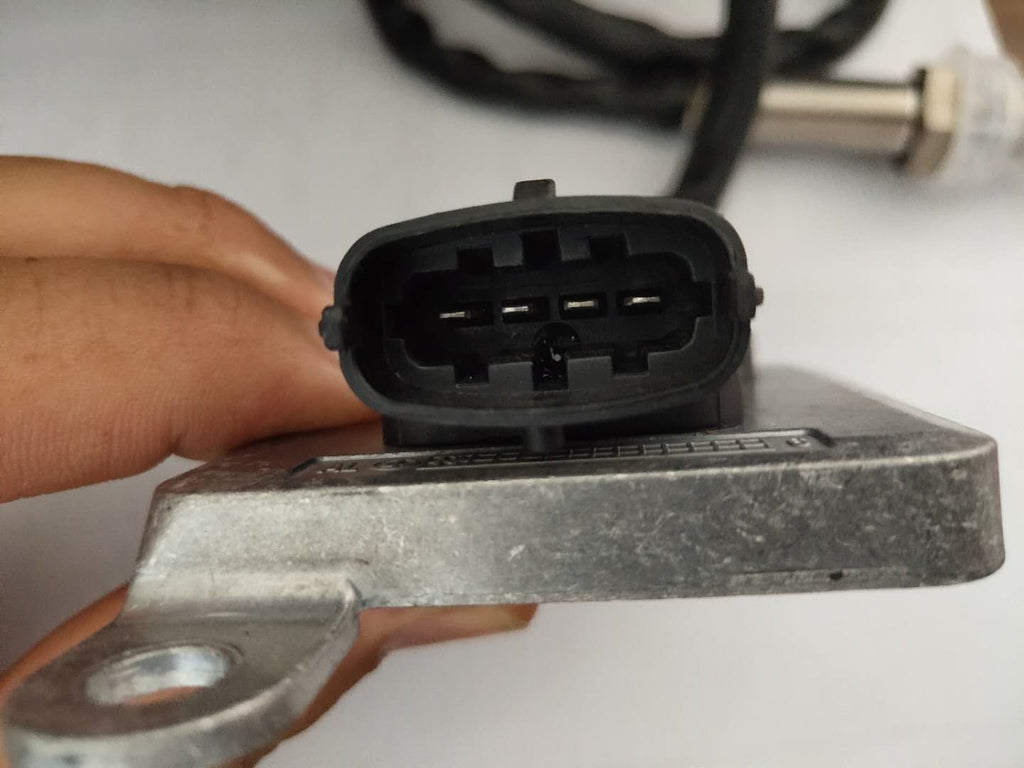 2894939 5WK96674 Cummins NOX Sensor OEM
