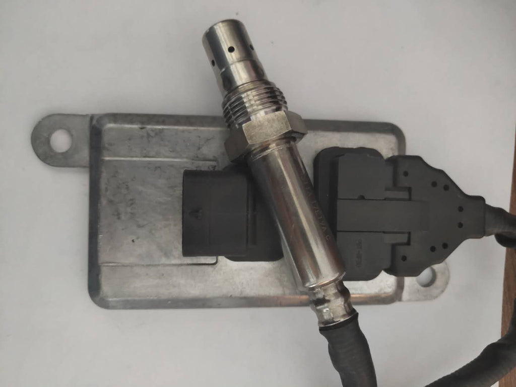 5801754016 5WK96733B Iveco Nox Sensor OEM