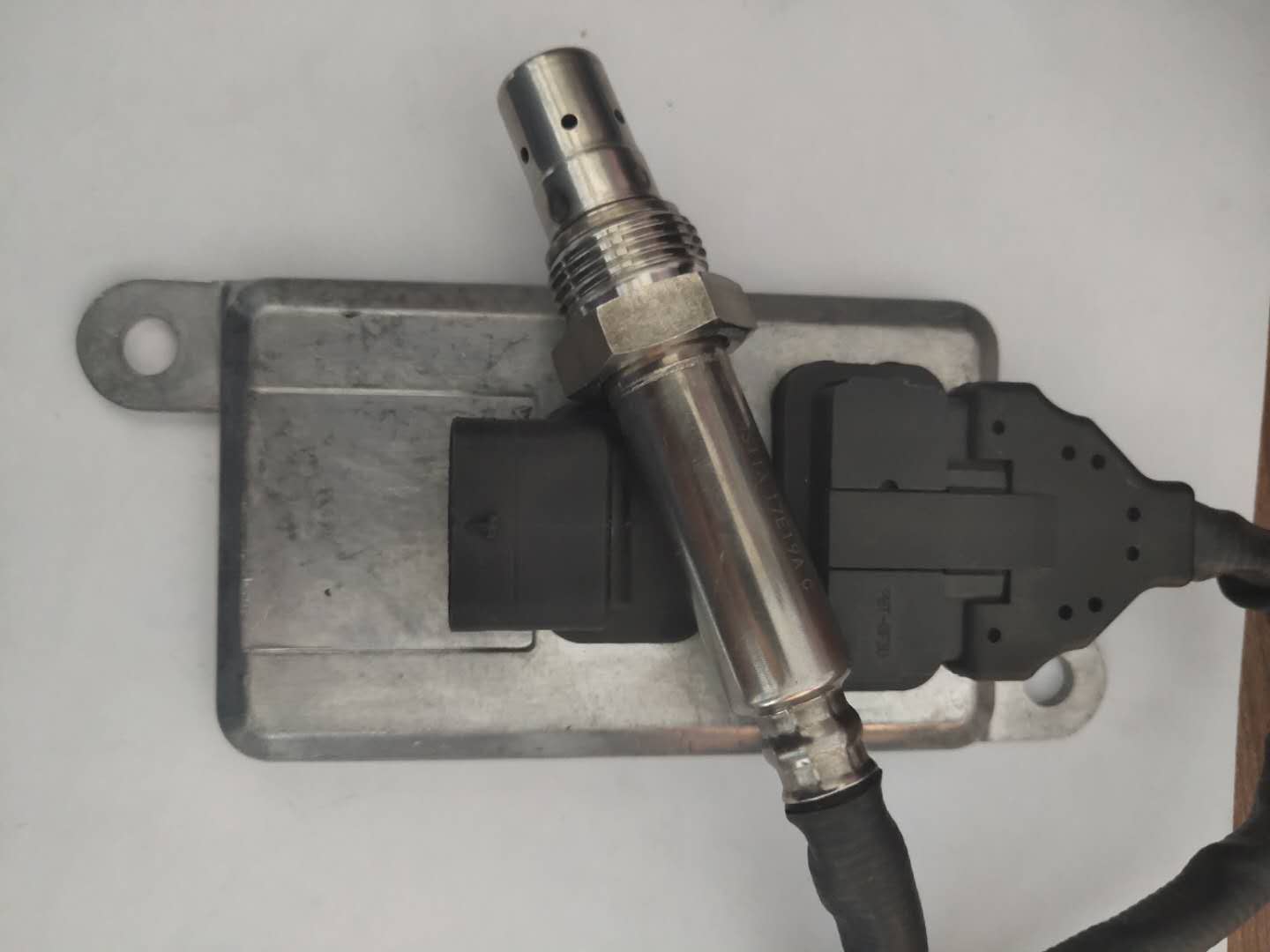 5801754016 5WK96733B Iveco Nox Sensor OEM
