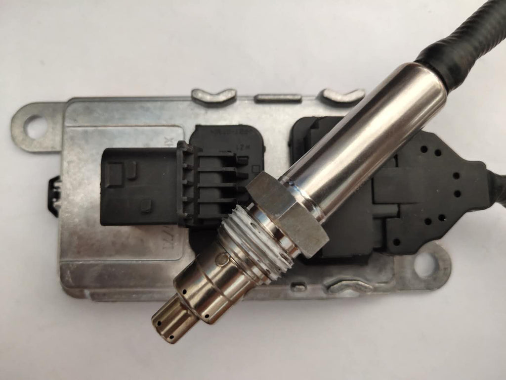 2006245 5WK96661D  DAF NOX Sensor OEM