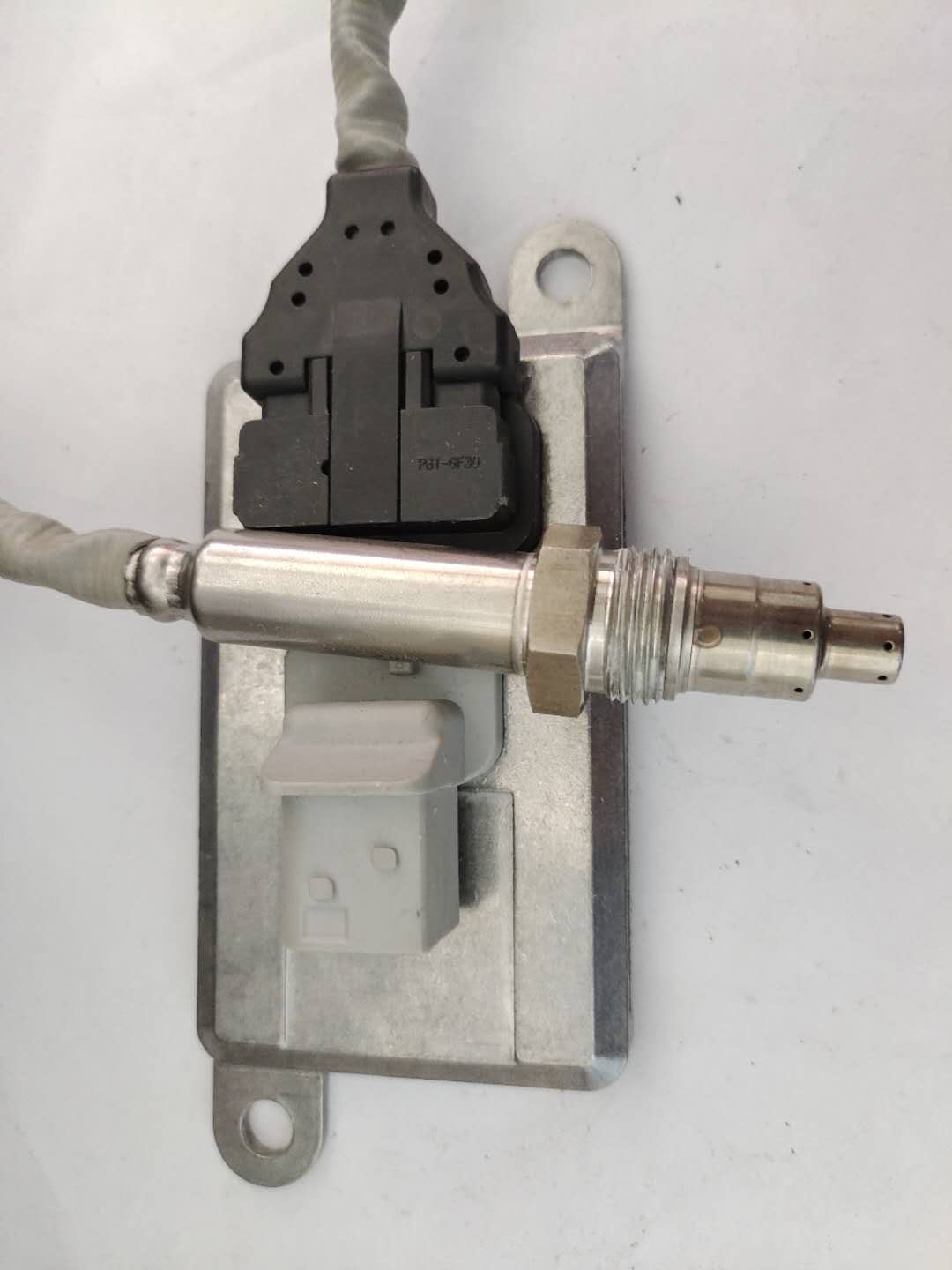A0101539528 5WK96653C Mercedes Benz NOX Sensor OEM