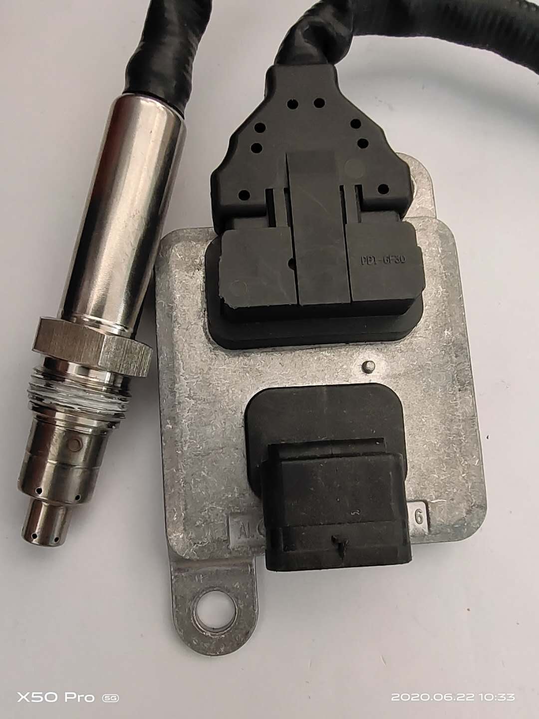A0009053403 5WK96681 Mercedes Benz NOX Sensor OEM
