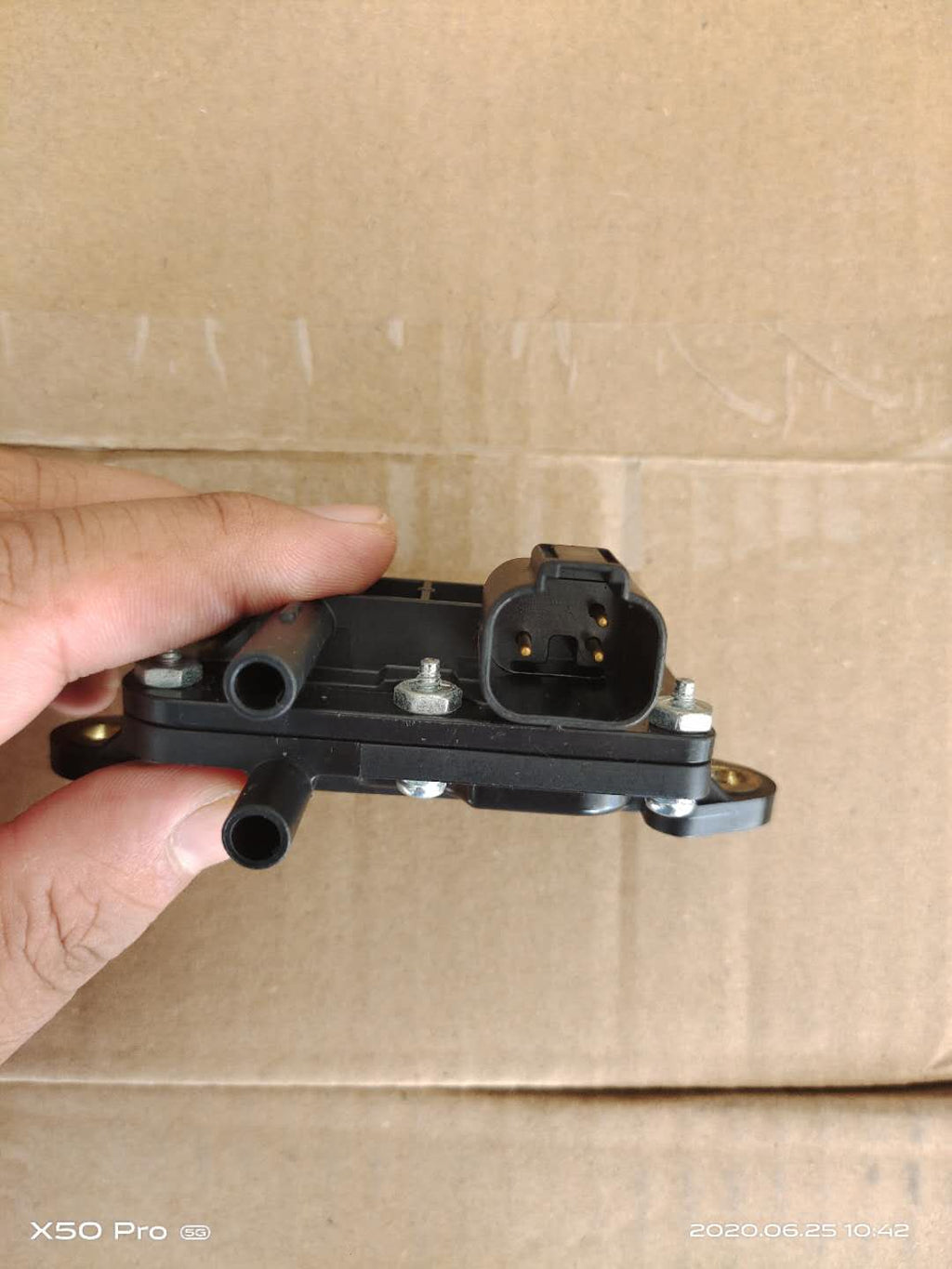 2302150 Scania exhaust pressure differential sensor OEM