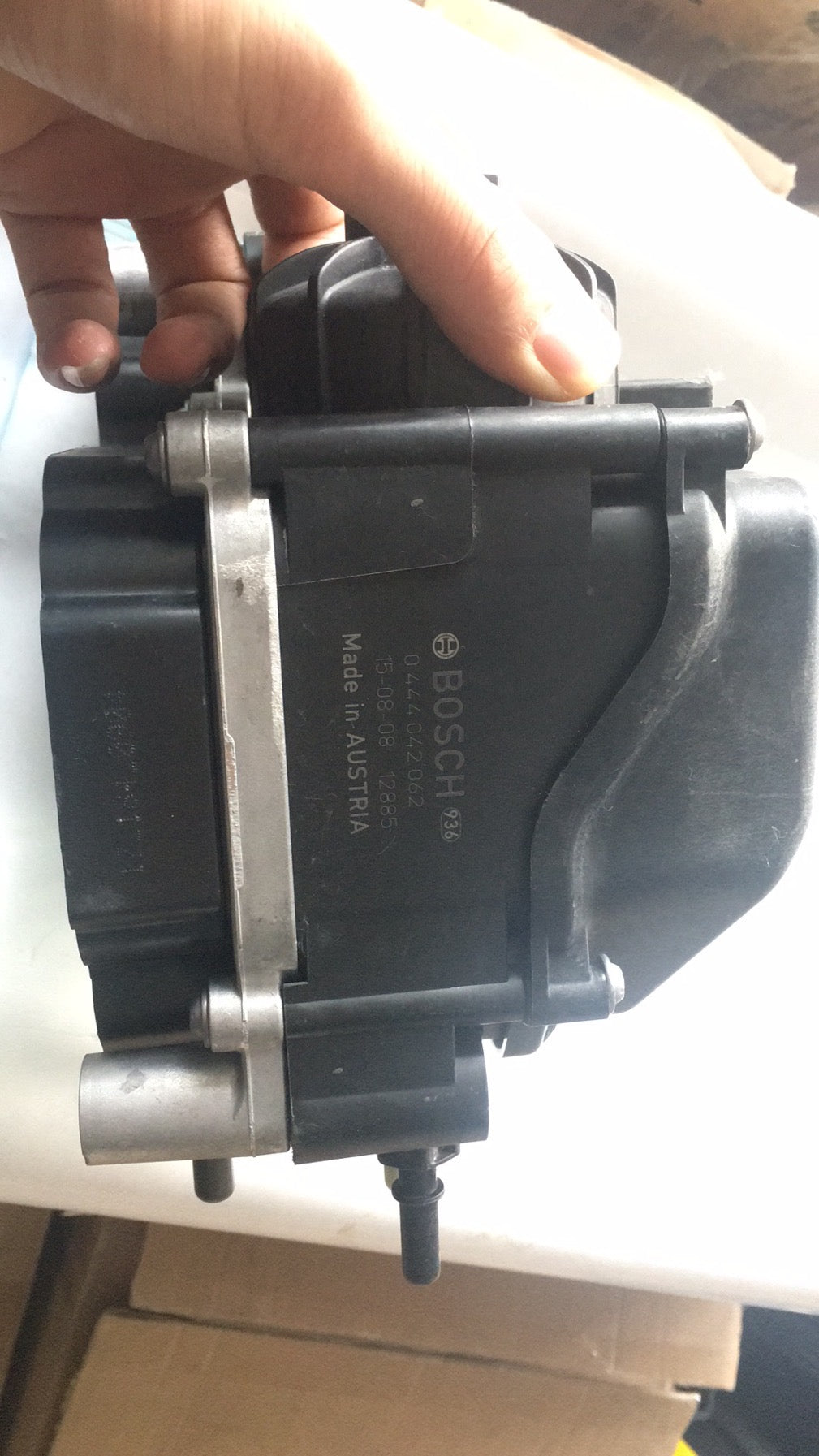 0444042062 21576178 Urea metering pump (water-cooled) OEM