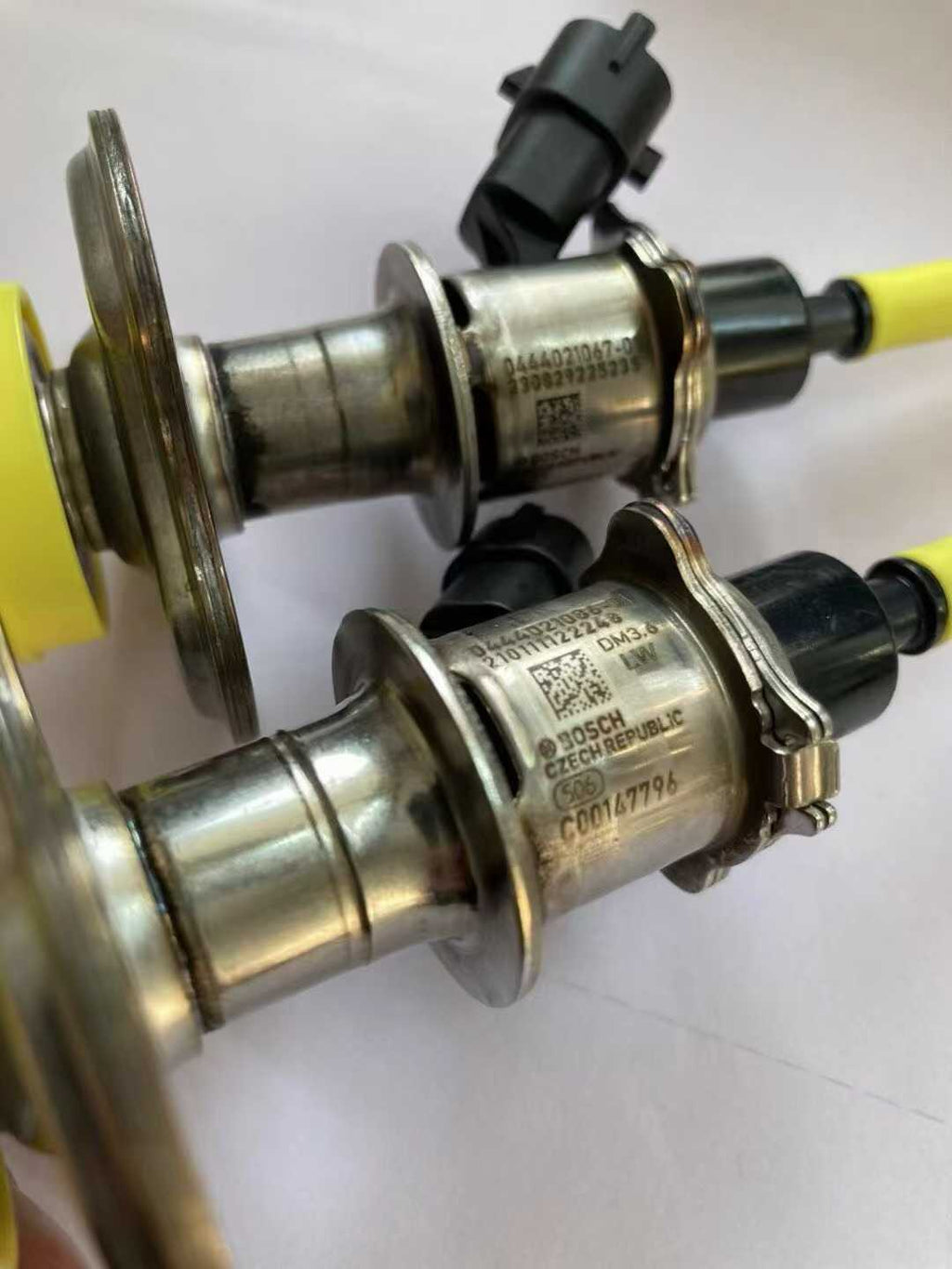 0444021086 0444021067 Urea nozzle 3-hole 6-hole Euro 6 OEM