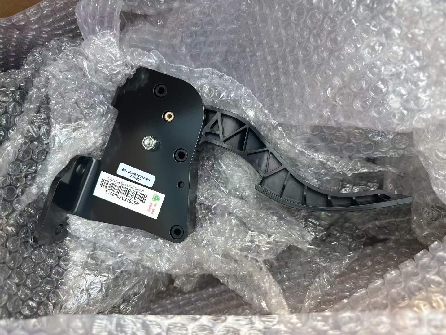 WG9925570005 electronic throttle
