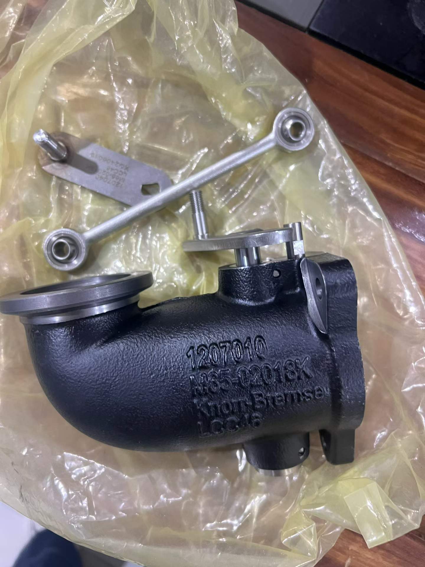 1207010M65-02018K 1207010M60-0000 EGR connection pipe