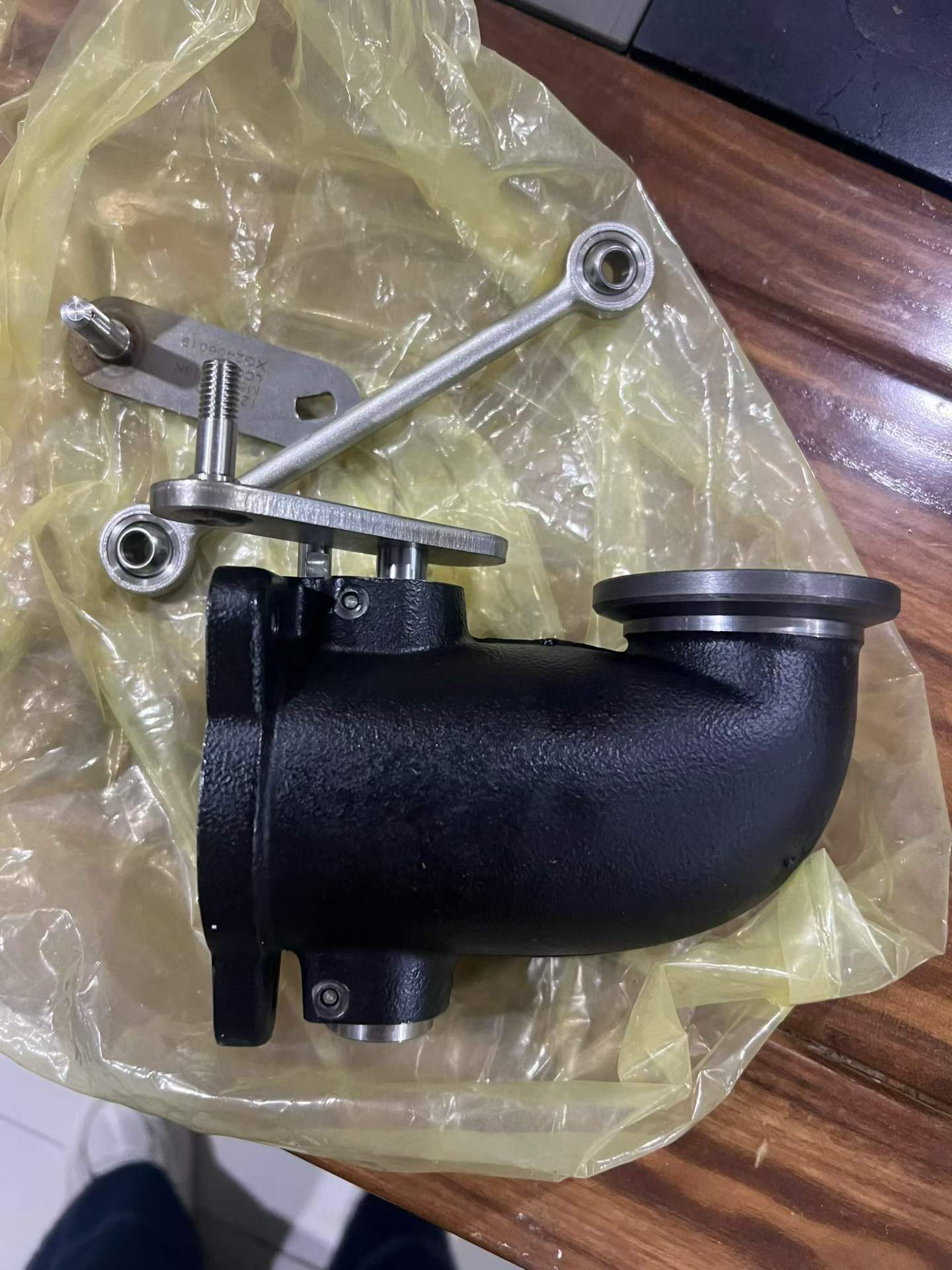 1207010M65-02018K 1207010M60-0000 EGR connection pipe