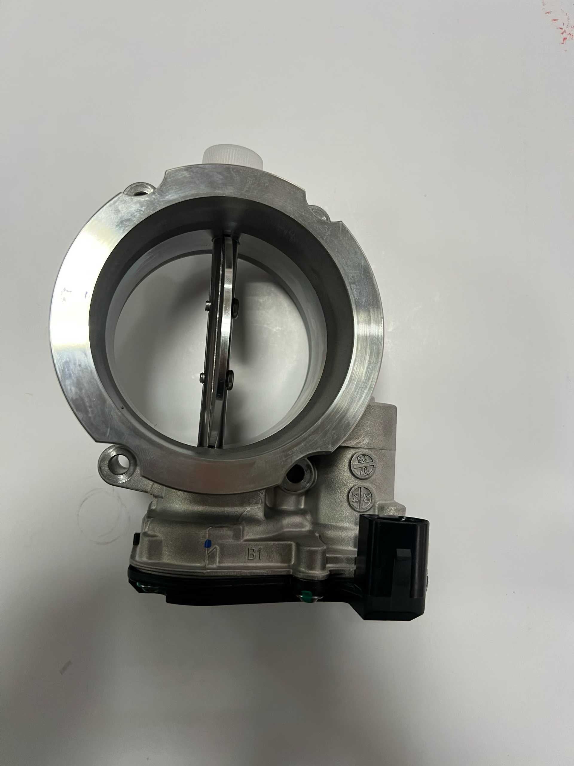 5526456 intake throttle valve