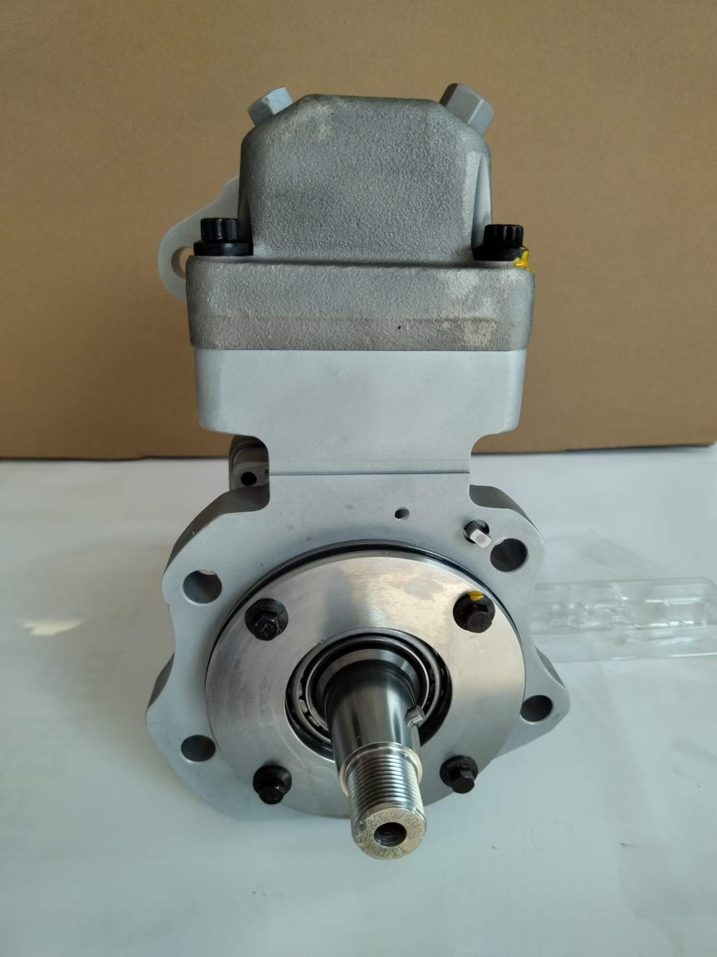 3973228 high-pressure oil pump