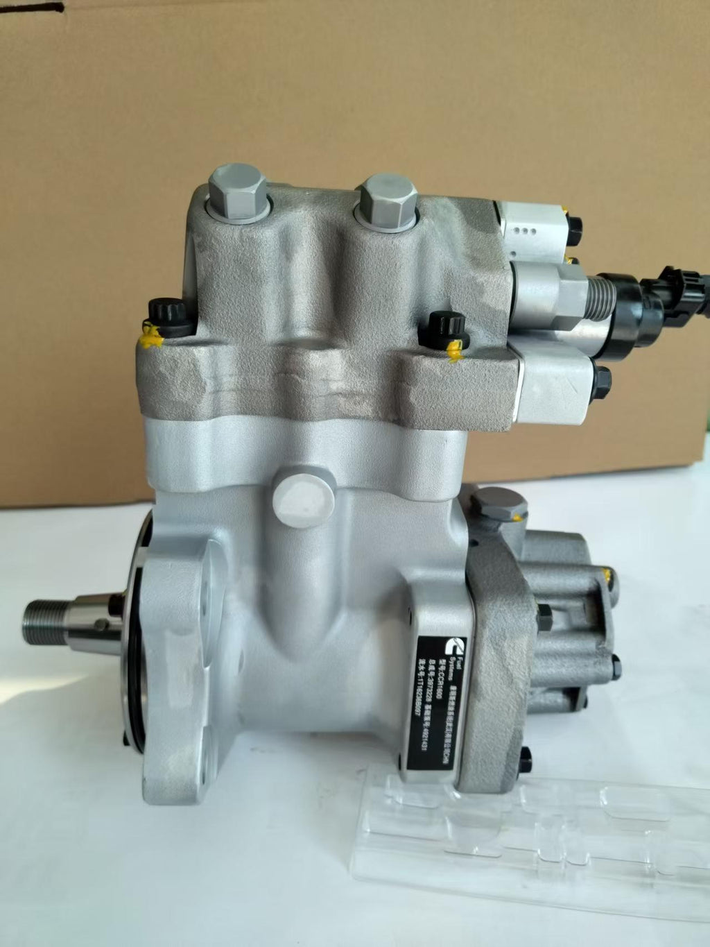 3973228 high-pressure oil pump
