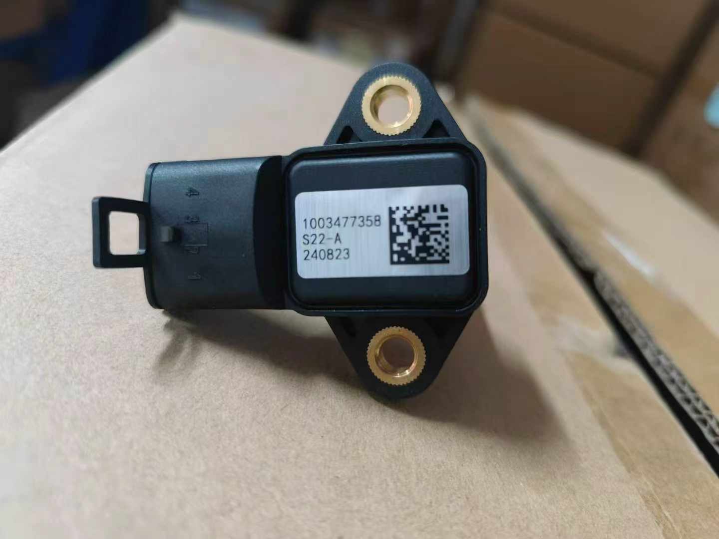 1003477358 Environmental Temperature and Humidity Sensor