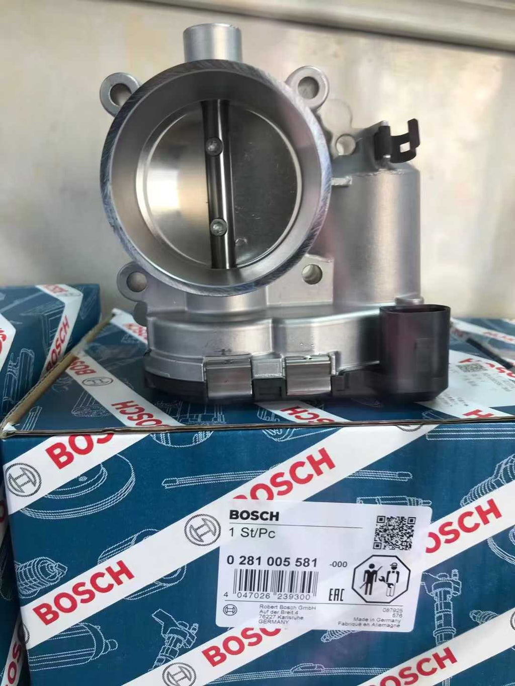6572100 0281005581 throttle valve