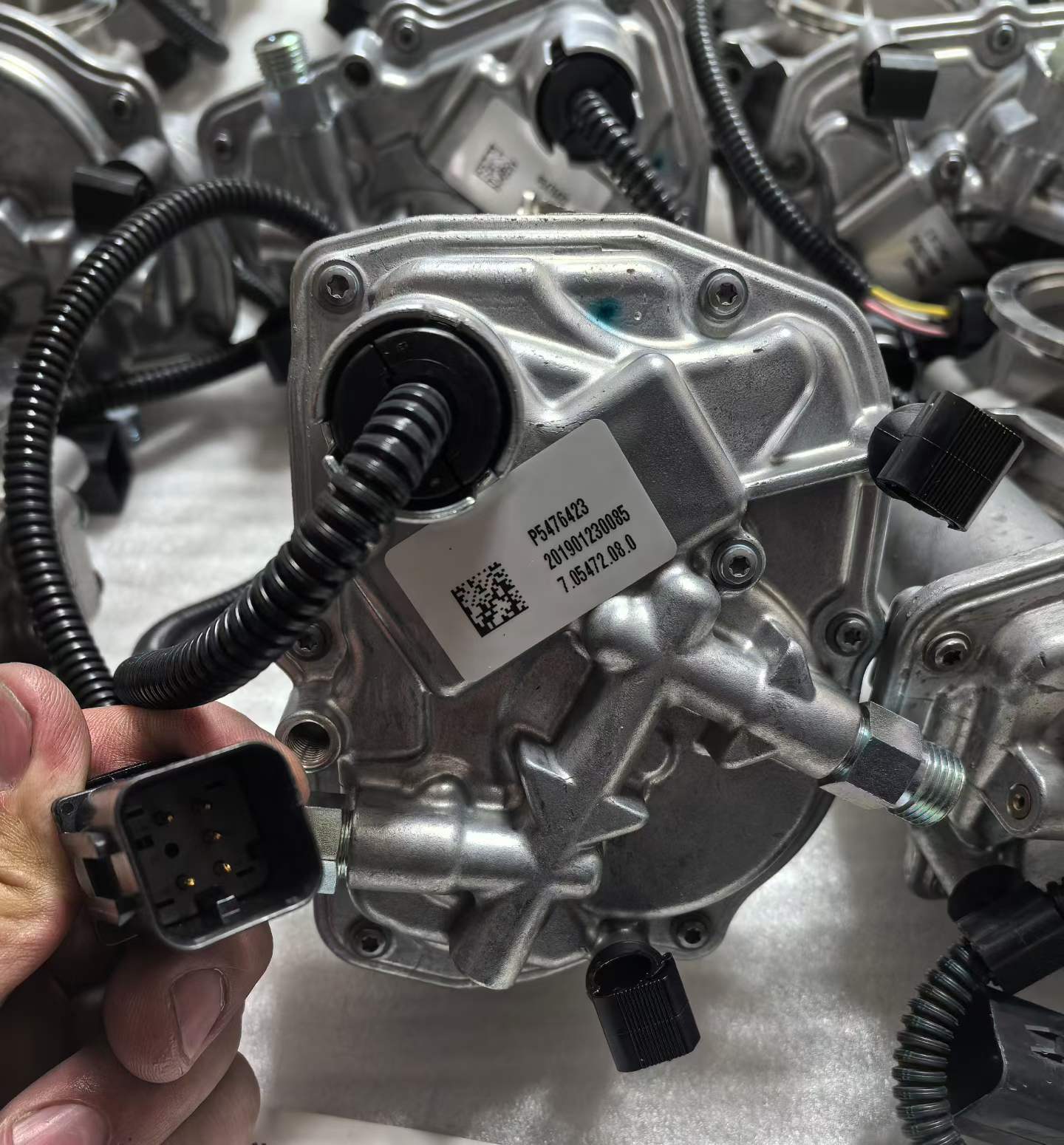 5476423 exhaust throttle valve