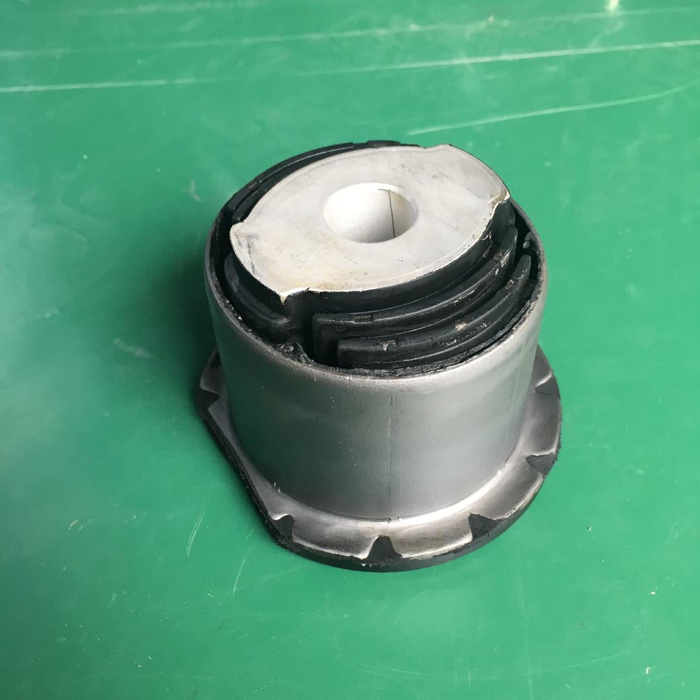 A0009921603 Flip over liner OEM