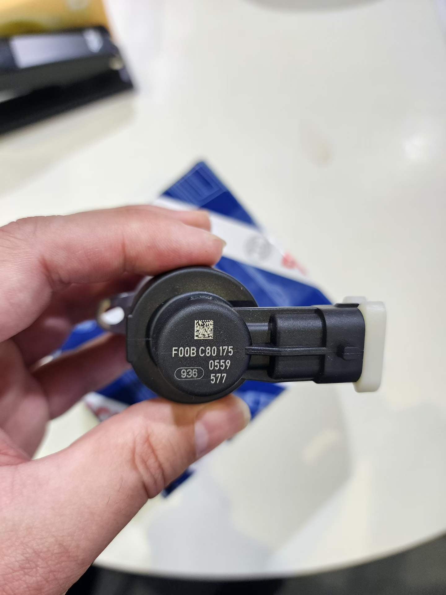 F00BC80175 2882025 OEM flow metering unit