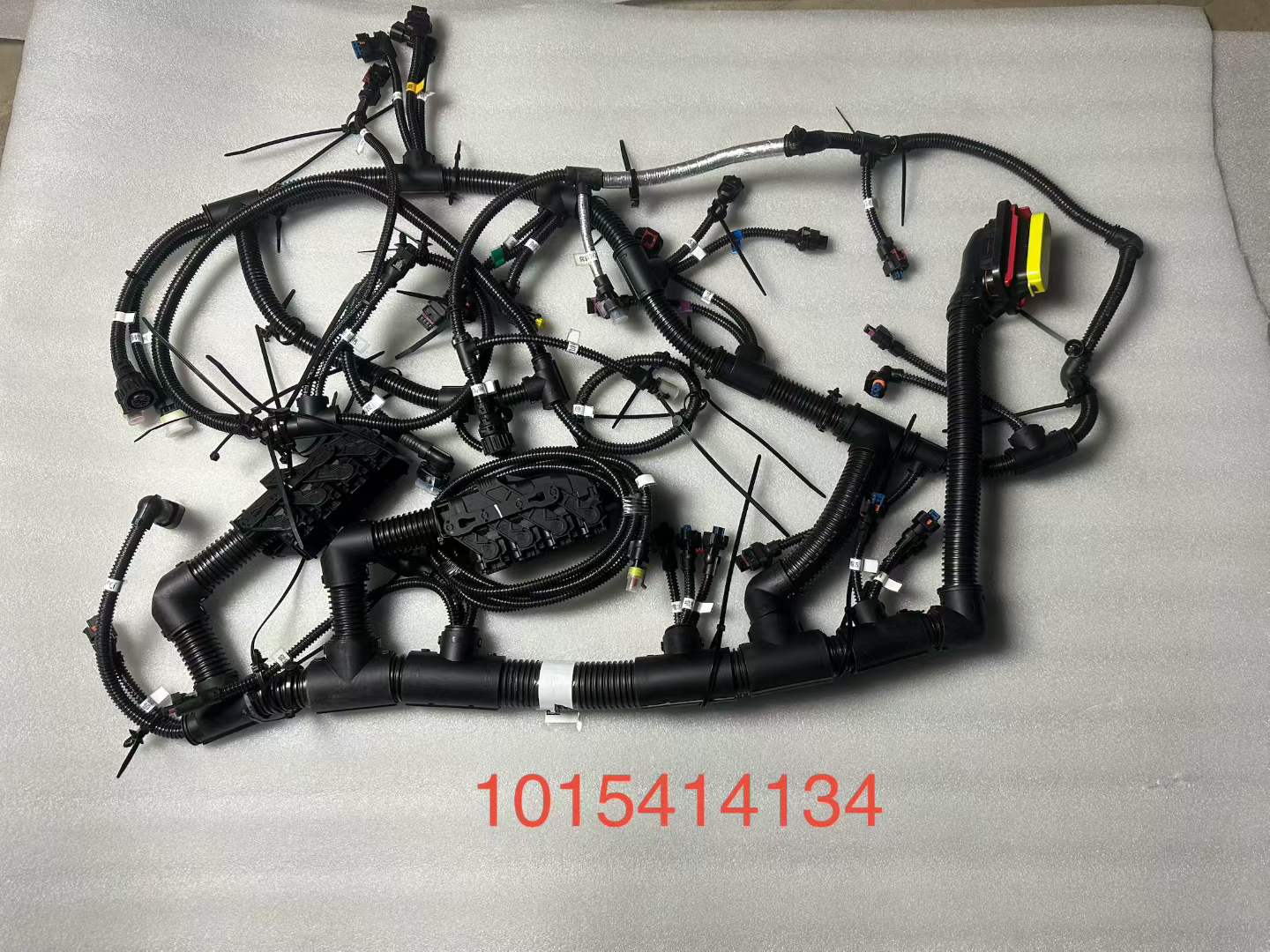 1015414134 engine wiring harness OEM