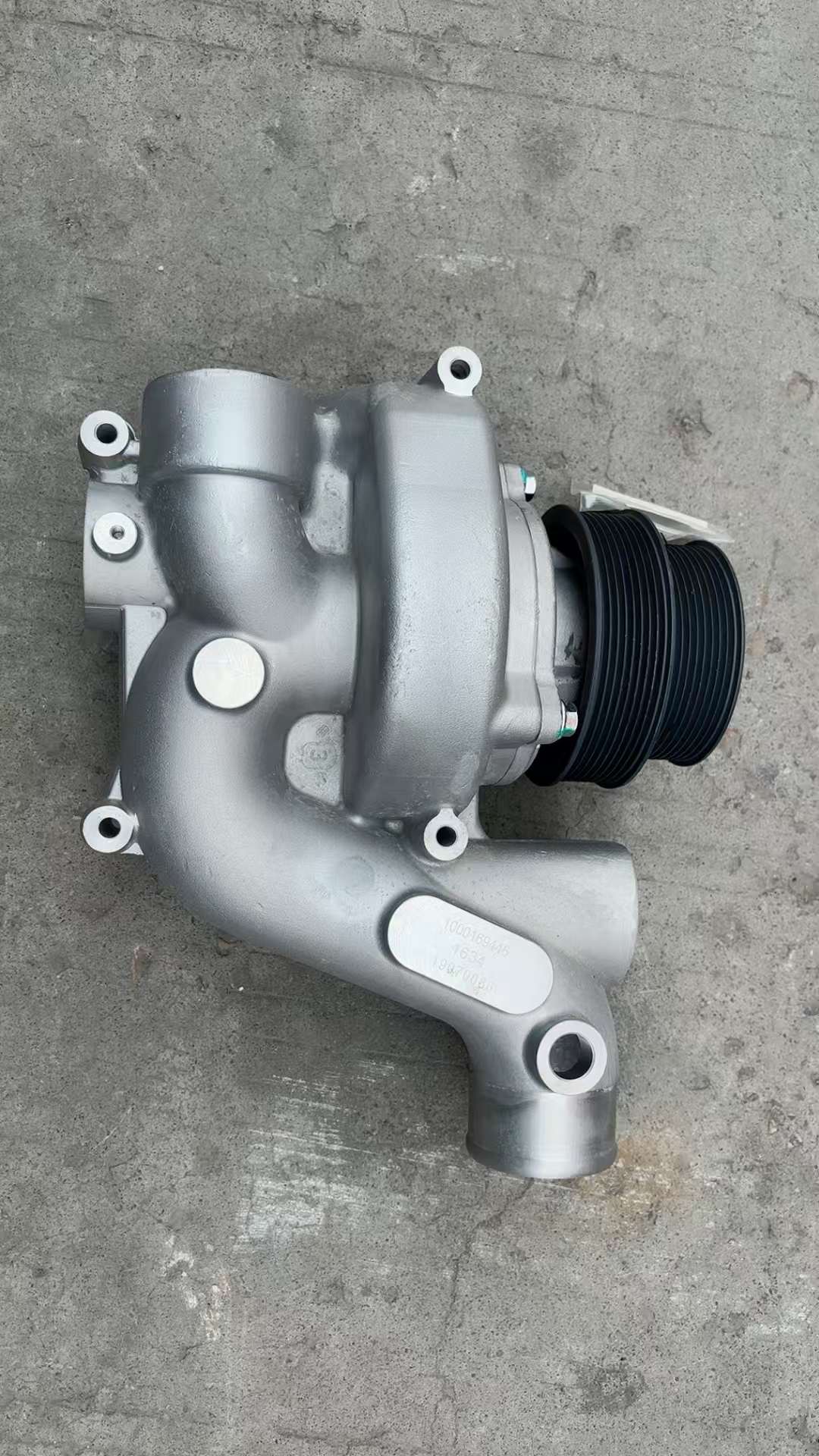 1000169446 engine water pump OEM