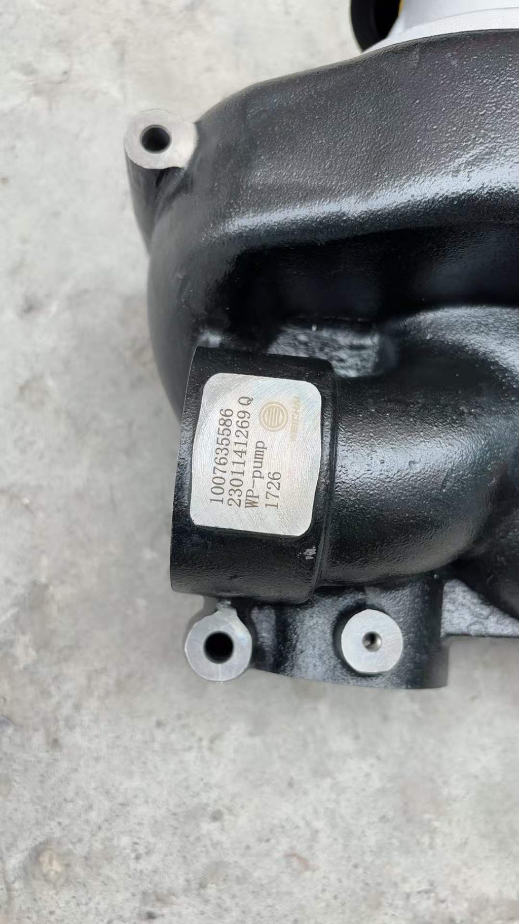 1003419259 engine water pump OEM