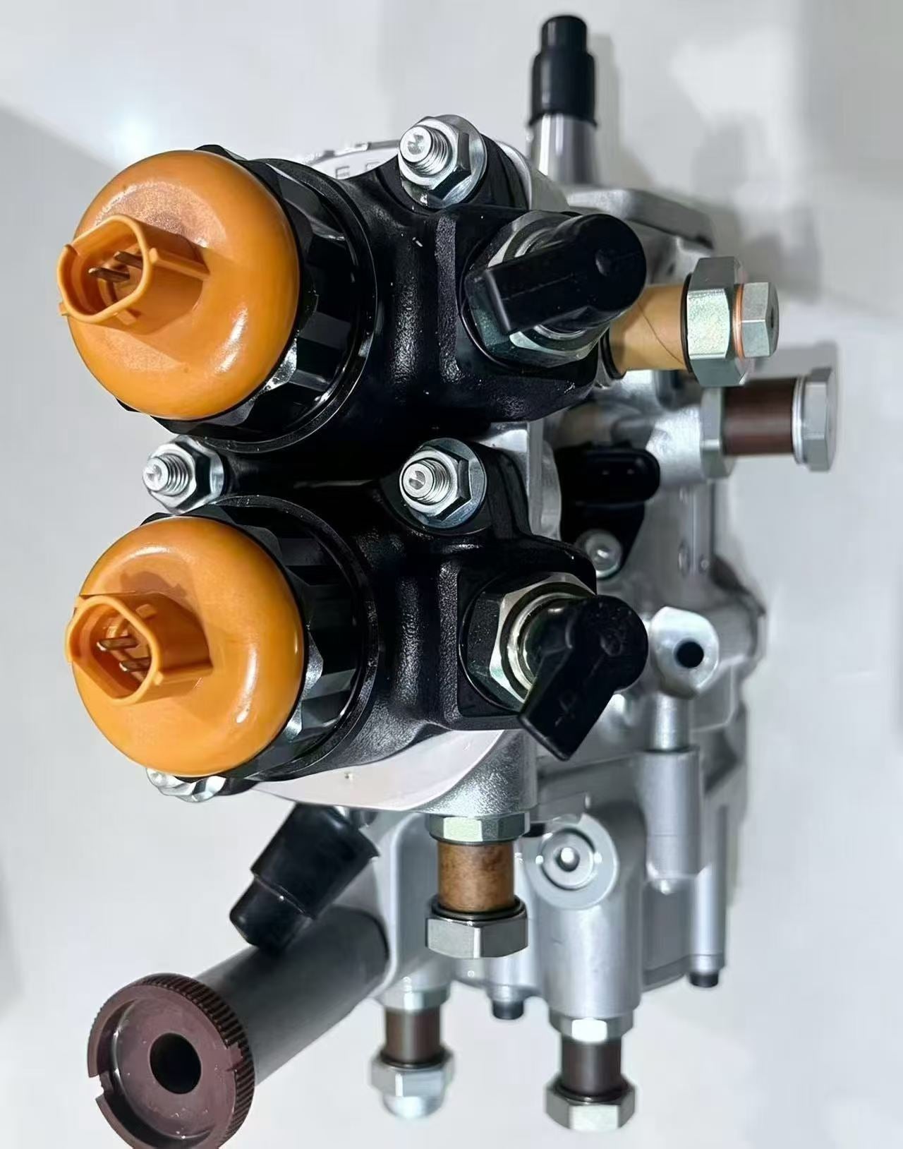 R61540080101 094000-0662 High pressure oil pump OEM