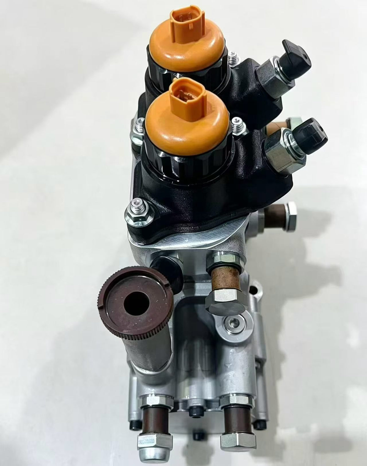 R61540080101 094000-0662 High pressure oil pump OEM