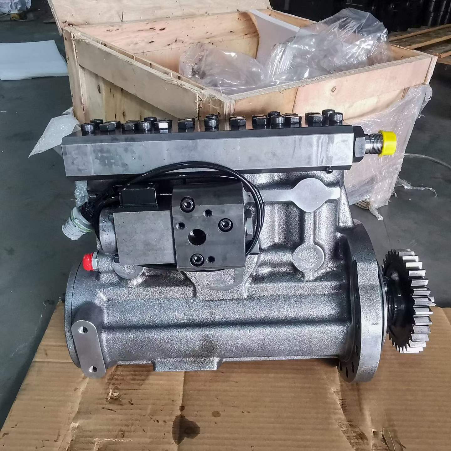 X59507300011 High pressure oil pump OEM