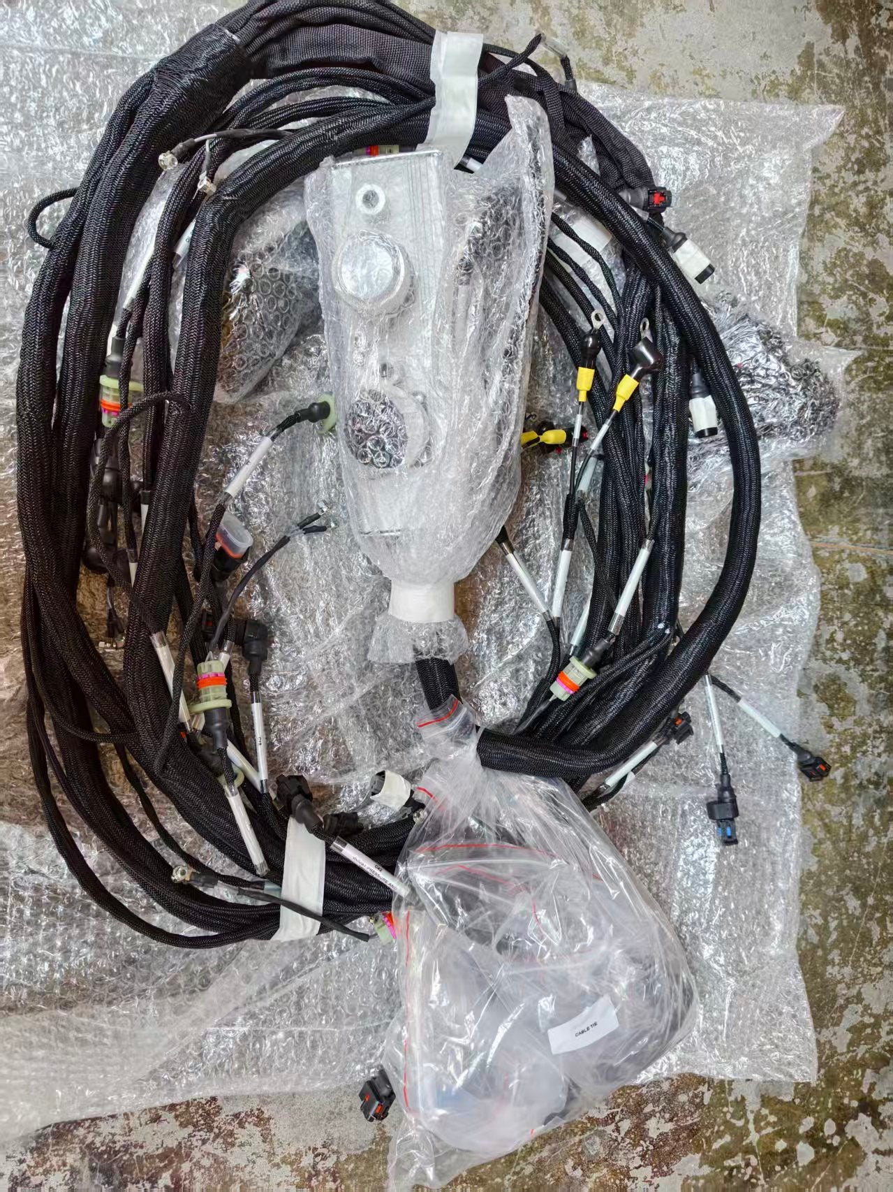 1006115366 engine wiring harness Baudouin OEM
