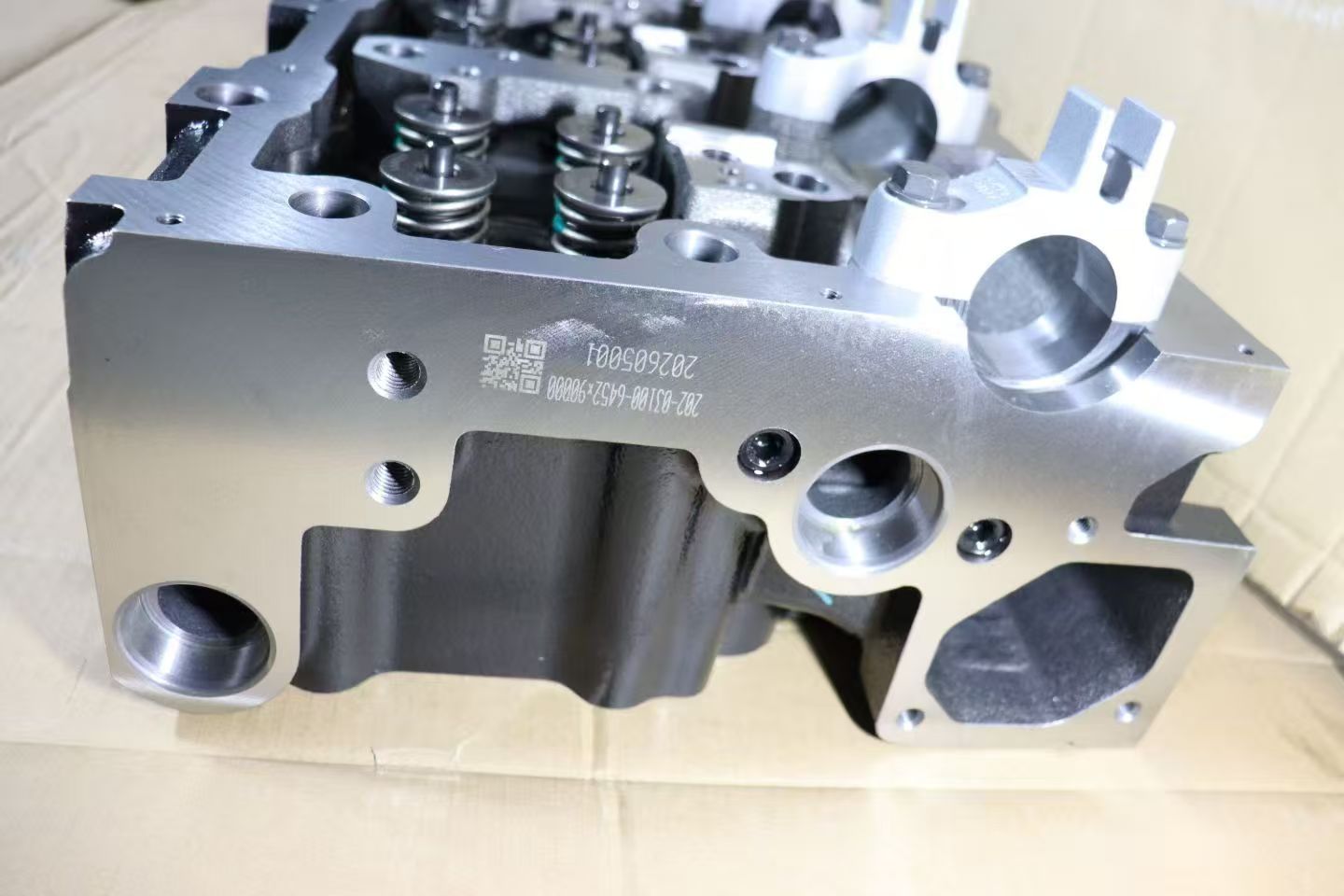 202-03100-6452 engine cylinder head OEM