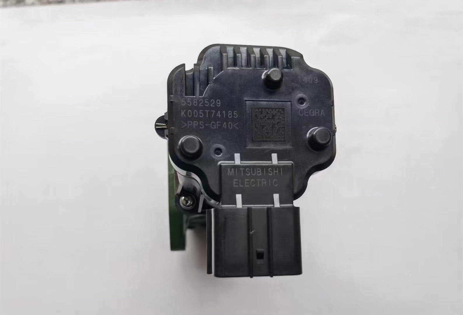 5582529 EGR valve OEM