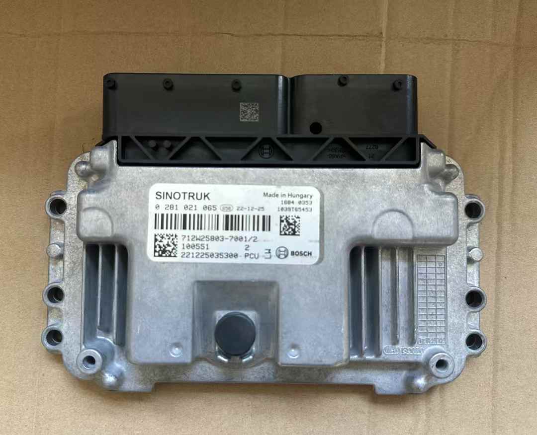 712W25803-7001 0281021065 Engine ECU OEM