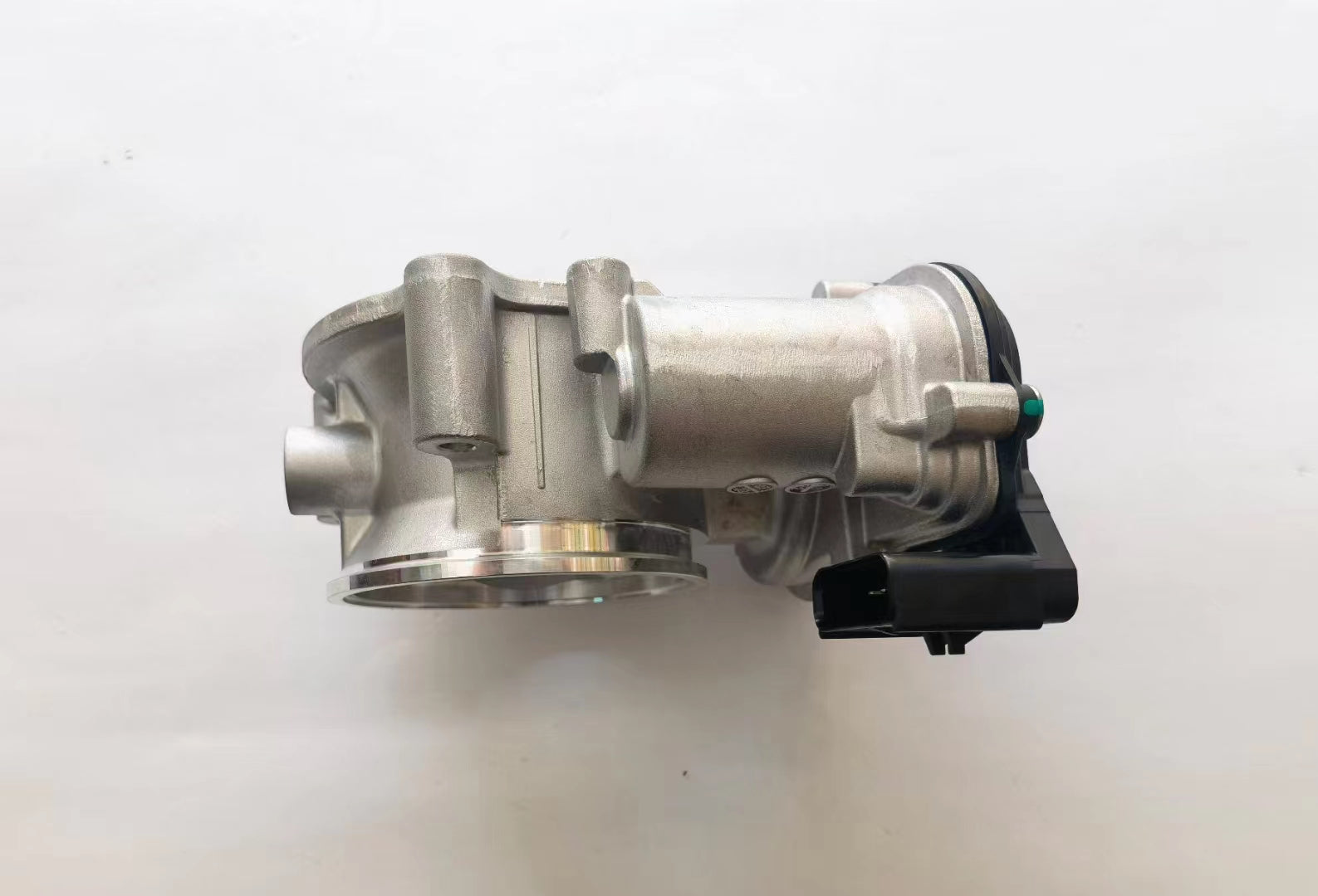 C5667786 throttle valve OEM