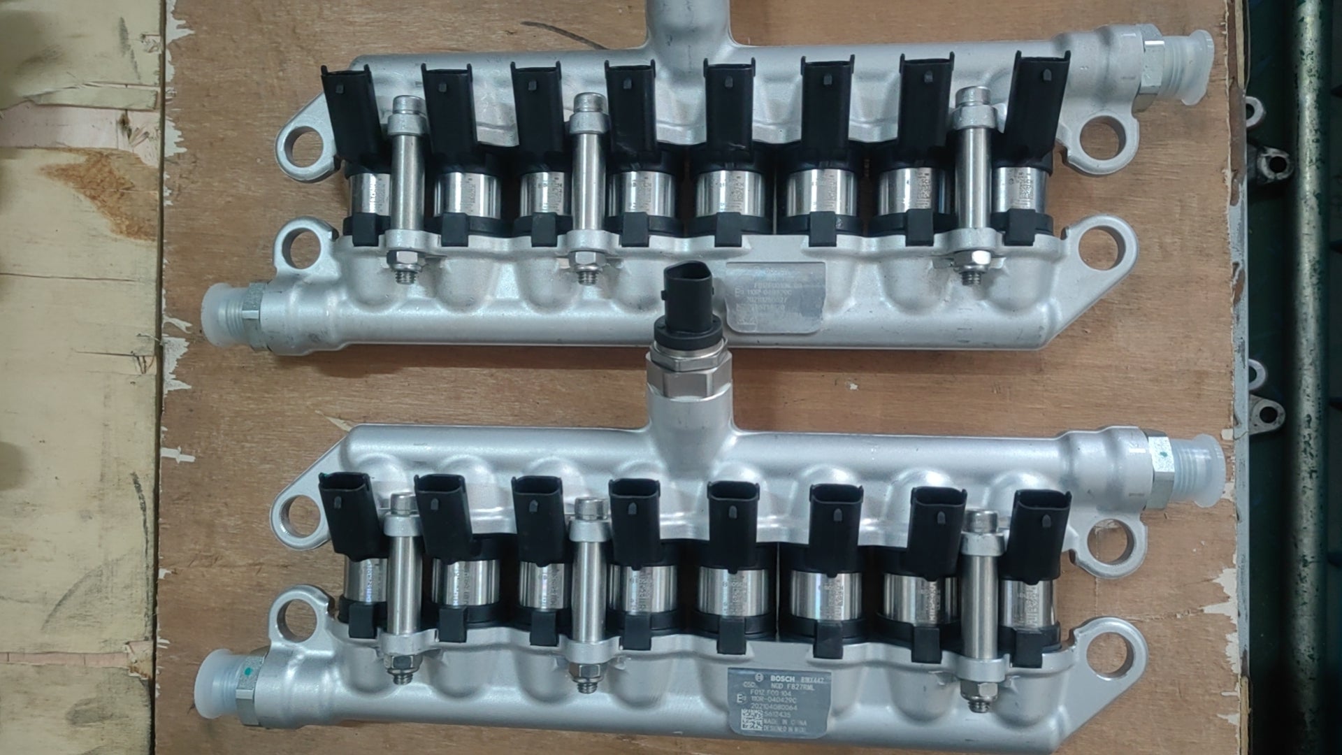 C5714870 C5612435 Cummins gas engine injection valve with 8 nozzles OEM