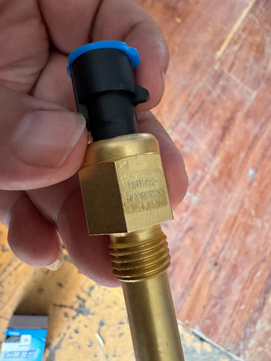 1004914552 Water temperature sensor OEM