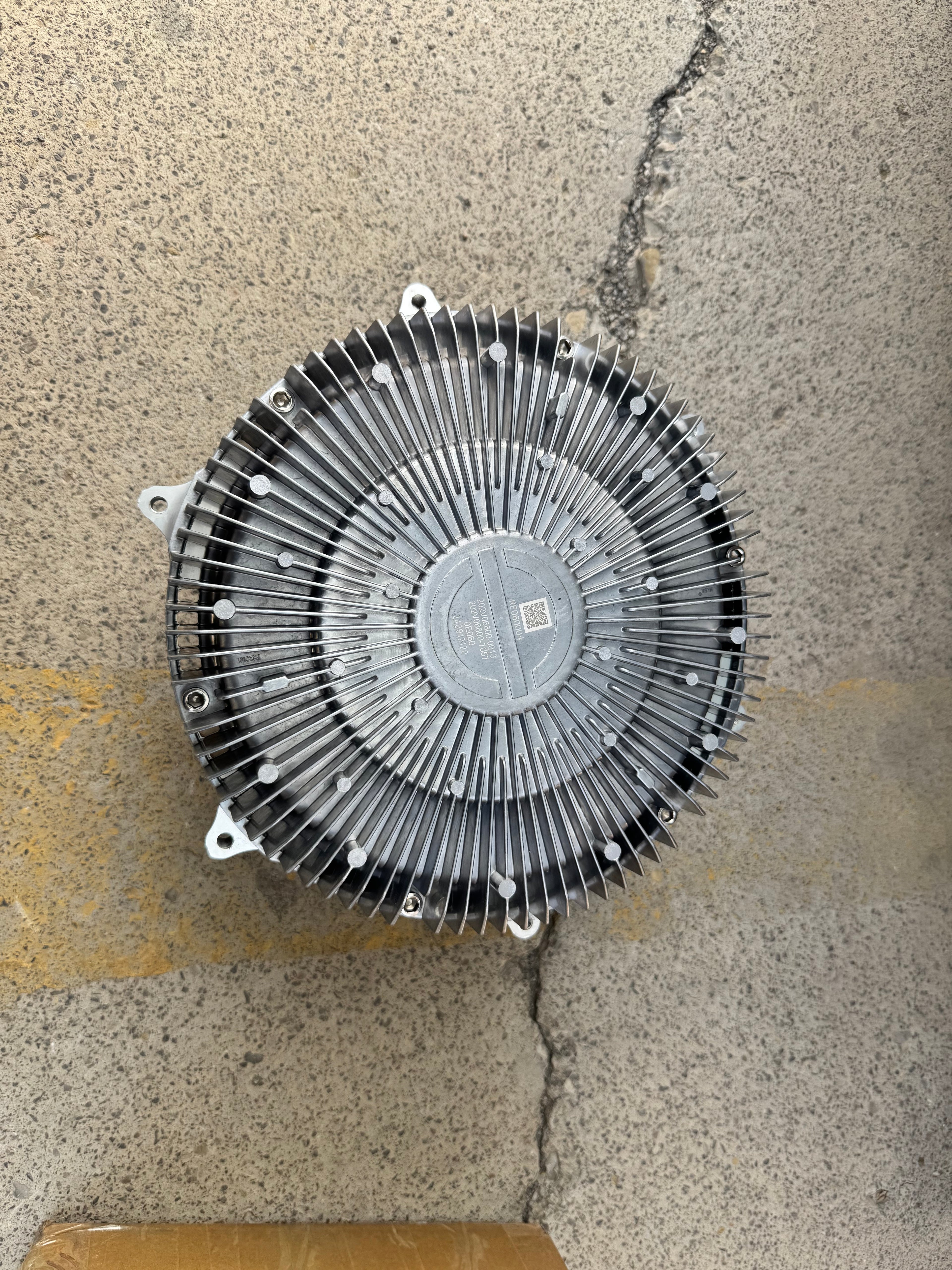 202V06600-0013/202V06600-7057 Silicone oil fan clutch OEM