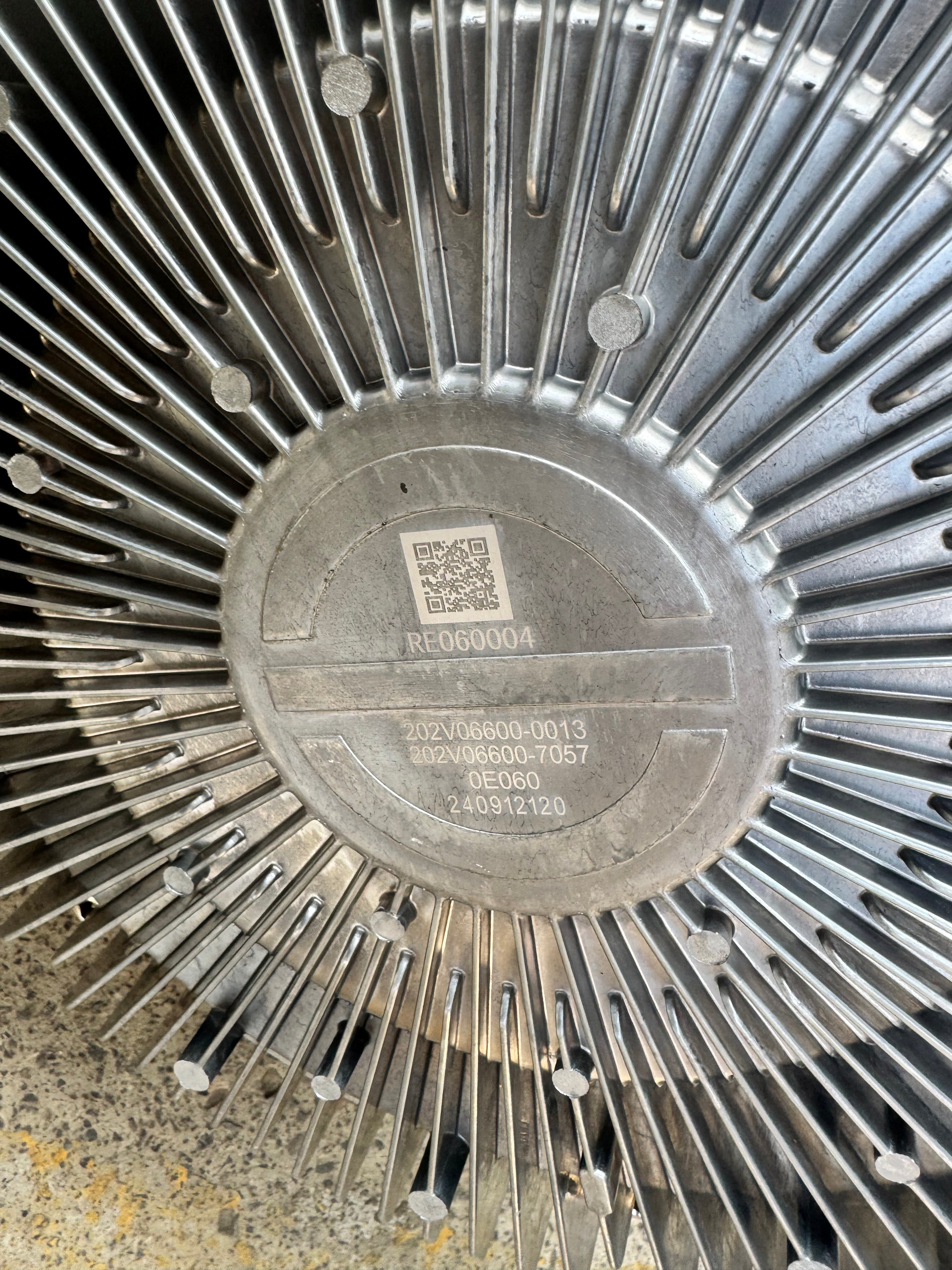 202V06600-0013/202V06600-7057 Silicone oil fan clutch OEM