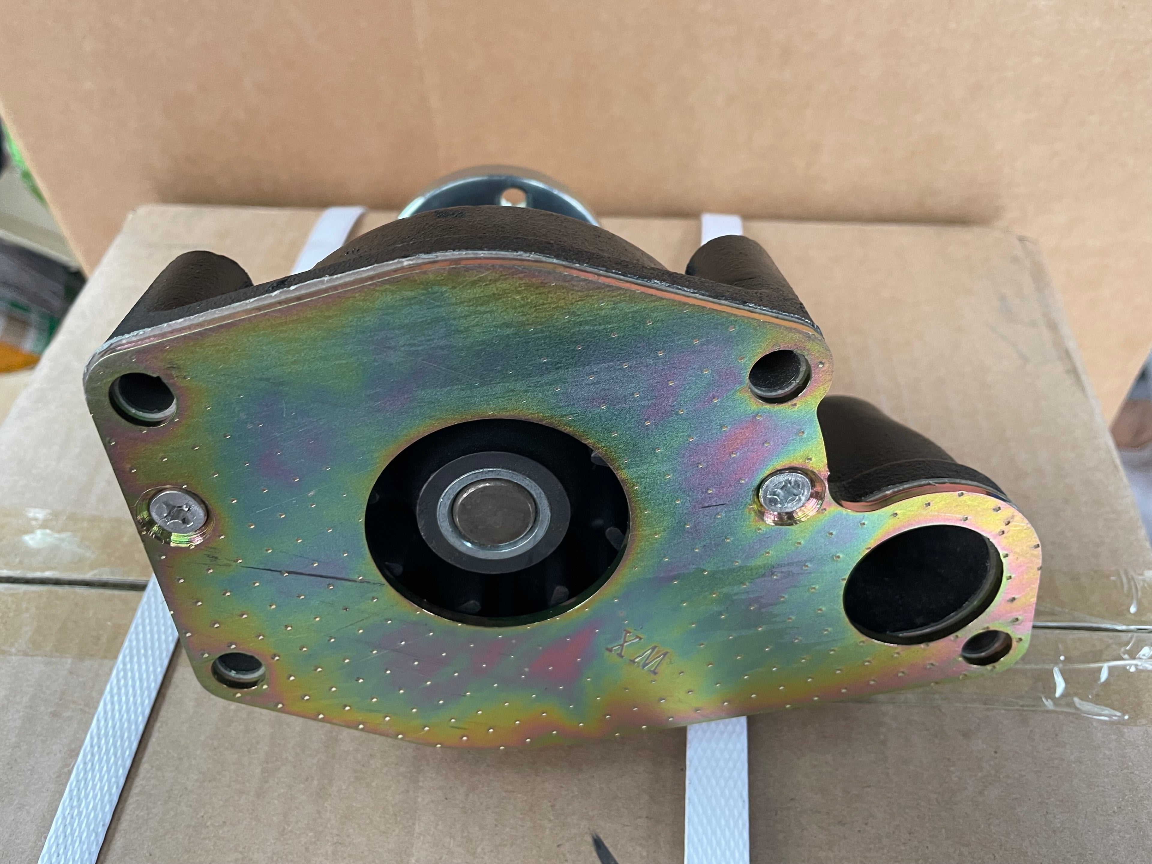 1000082548  water pump OEM