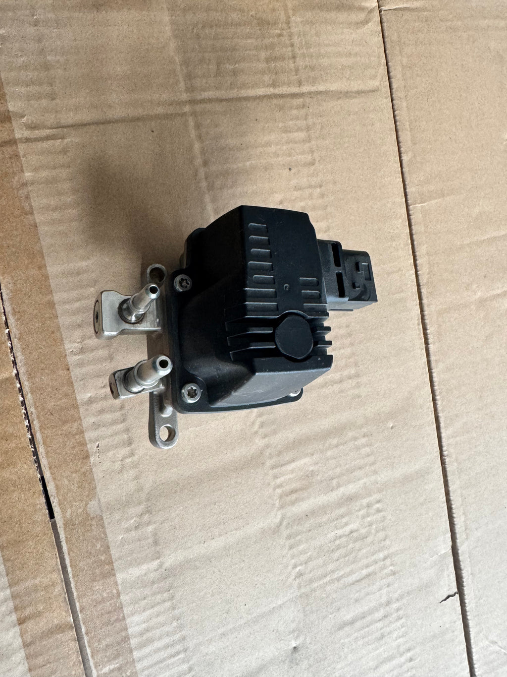 5506856 A061L204 A056Y965 Urea Metering Injection Valve OEM
